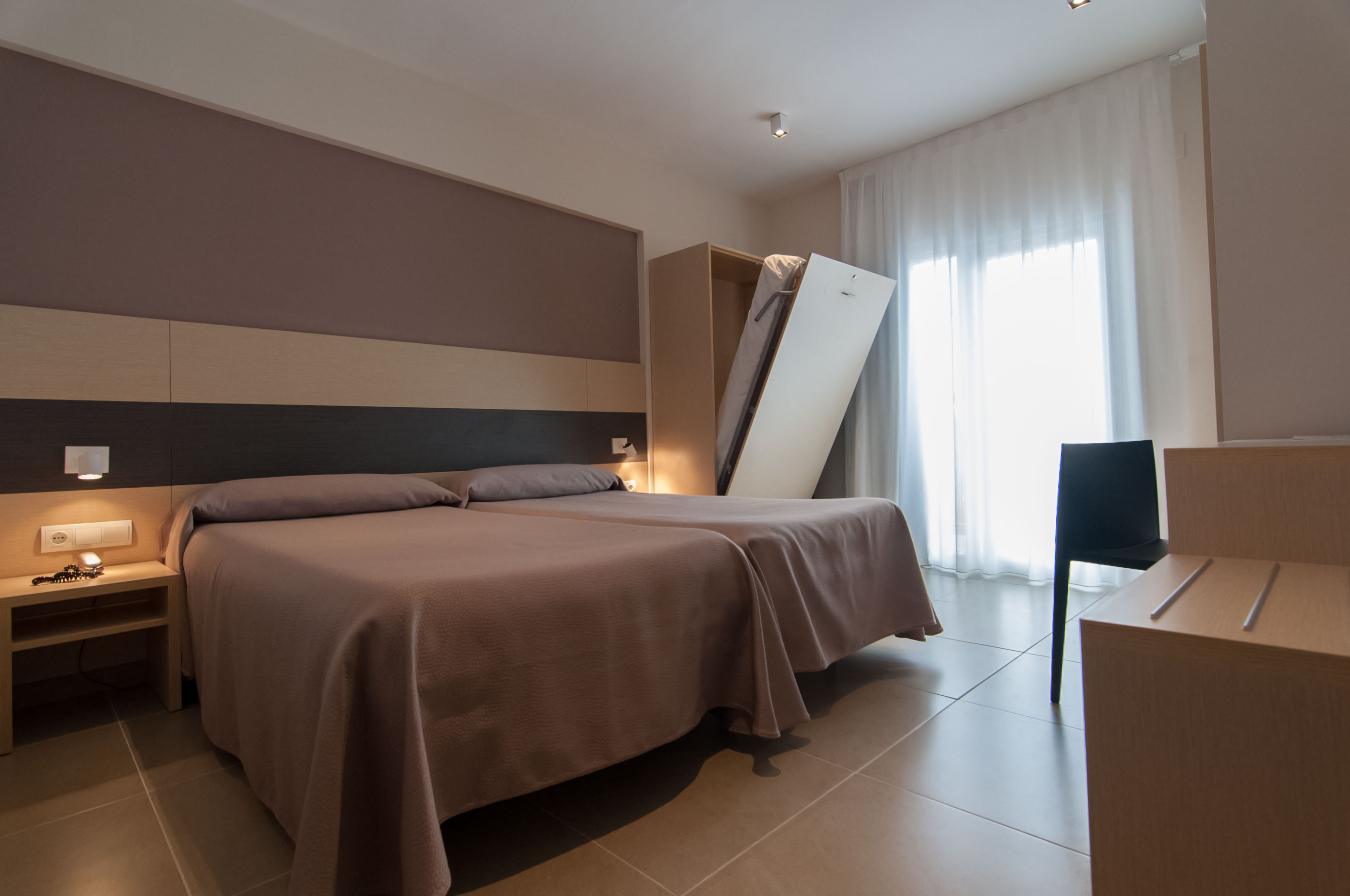 Double or Twin Capacity 3