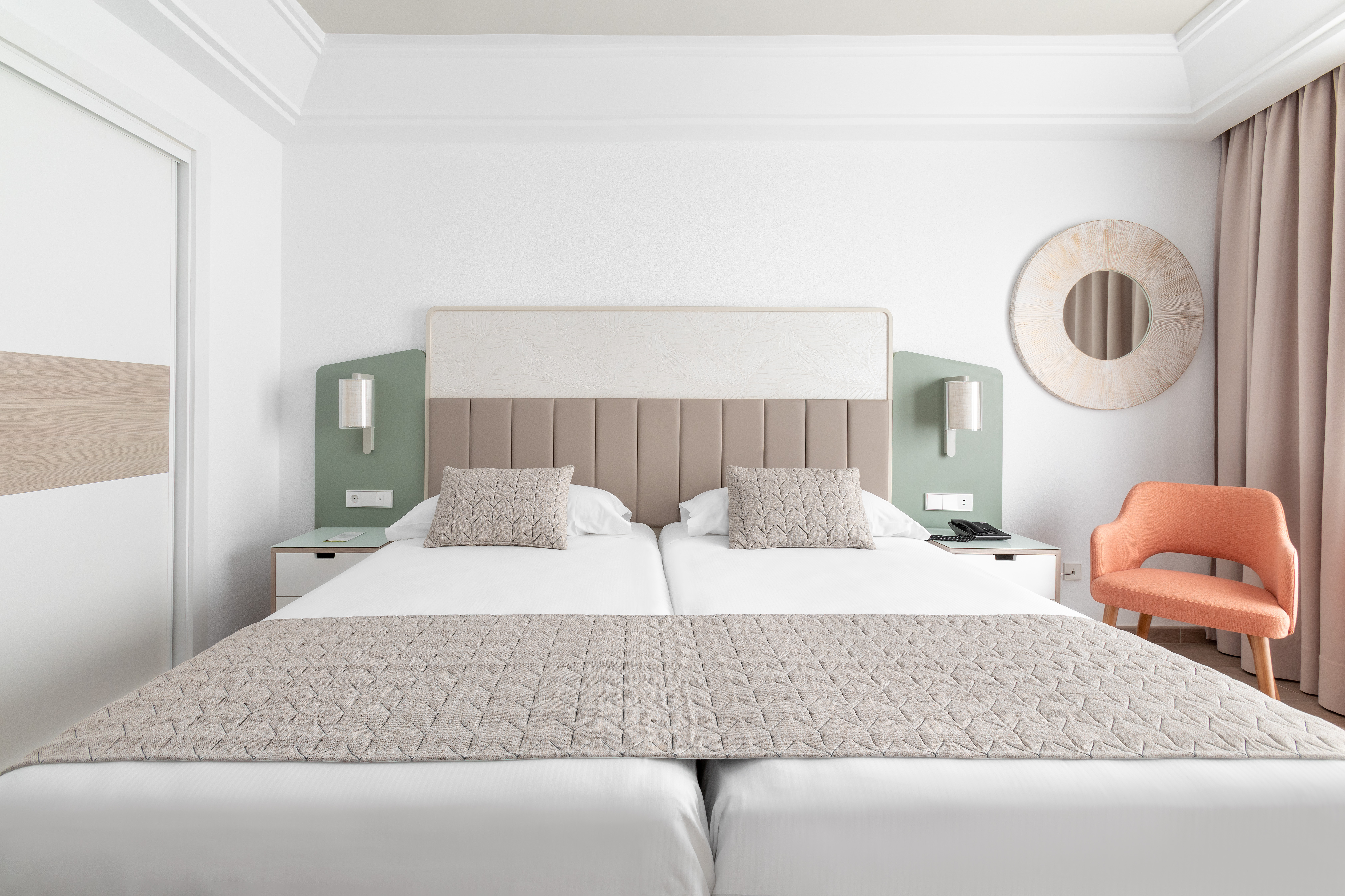 Double or Twin Standard