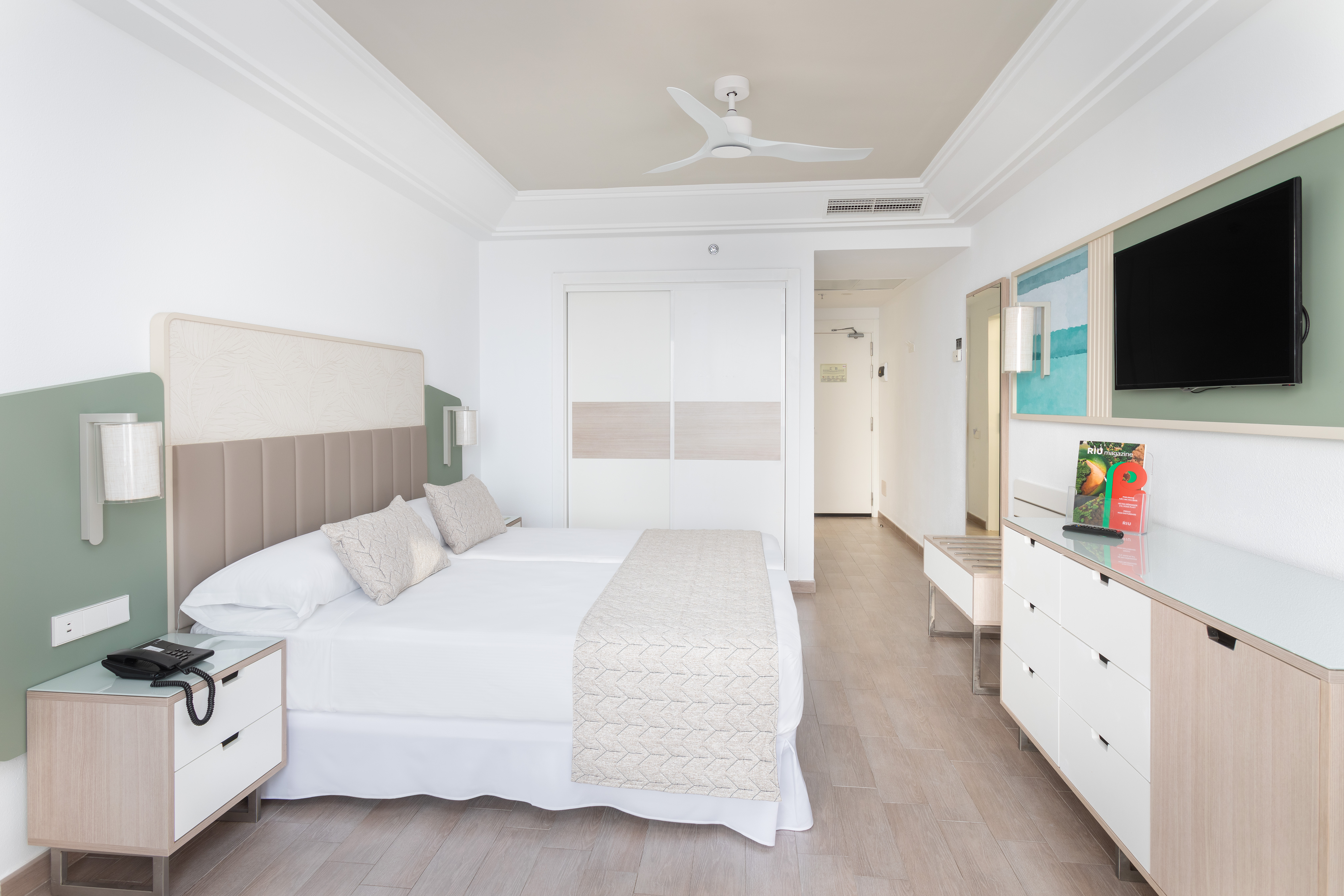 Double or Twin Standard