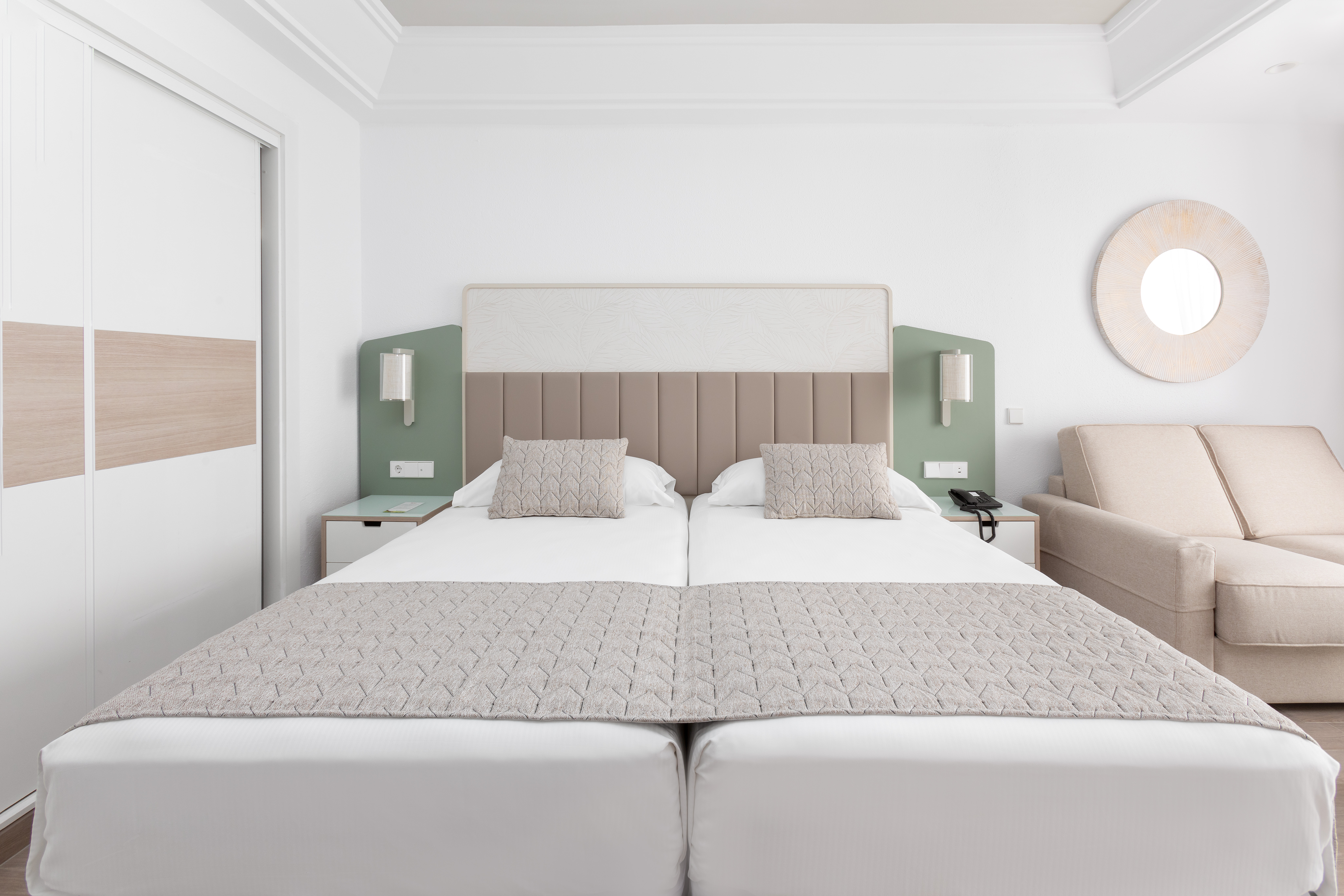 Double or Twin Standard