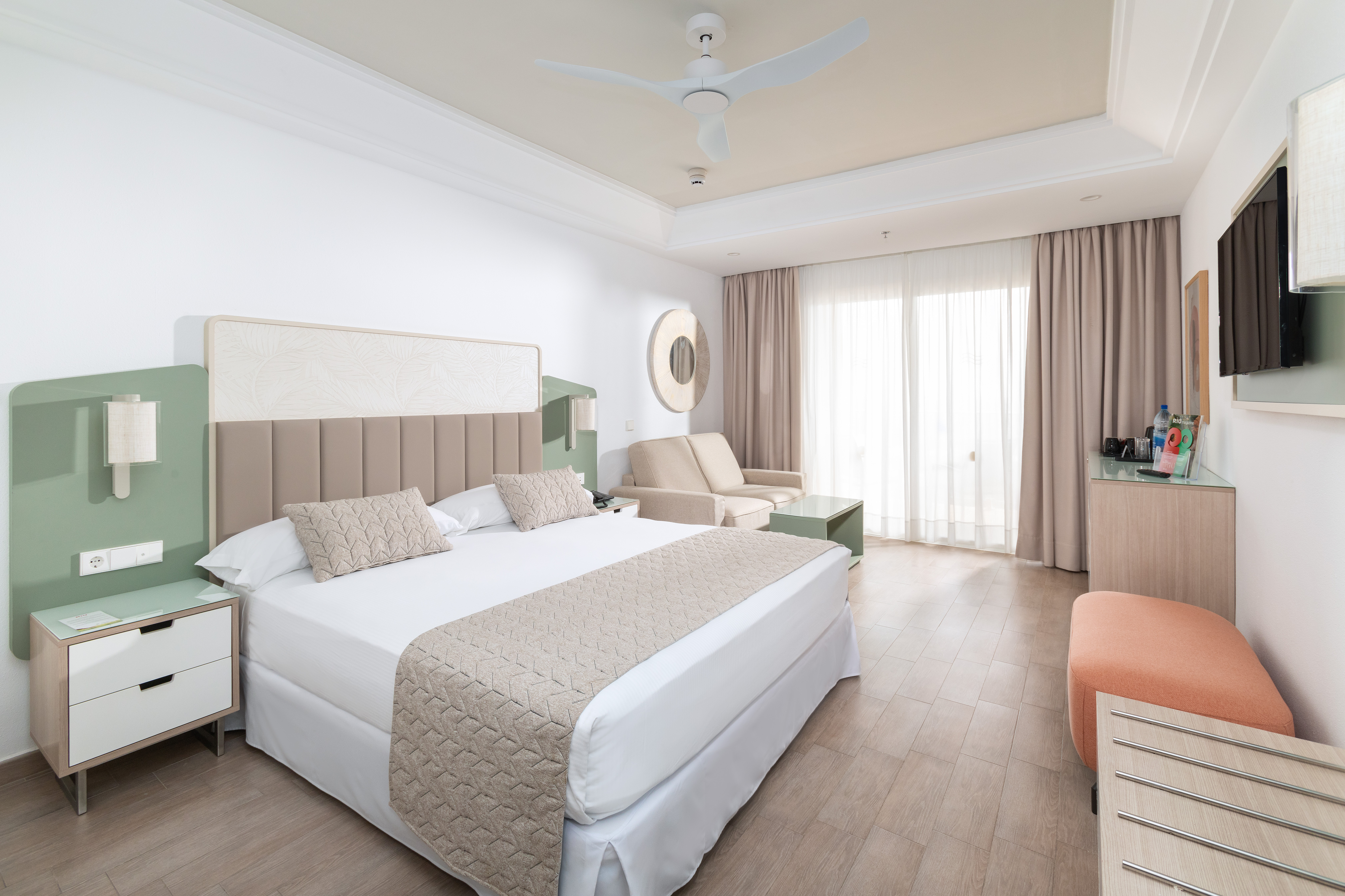 Double or Twin Standard