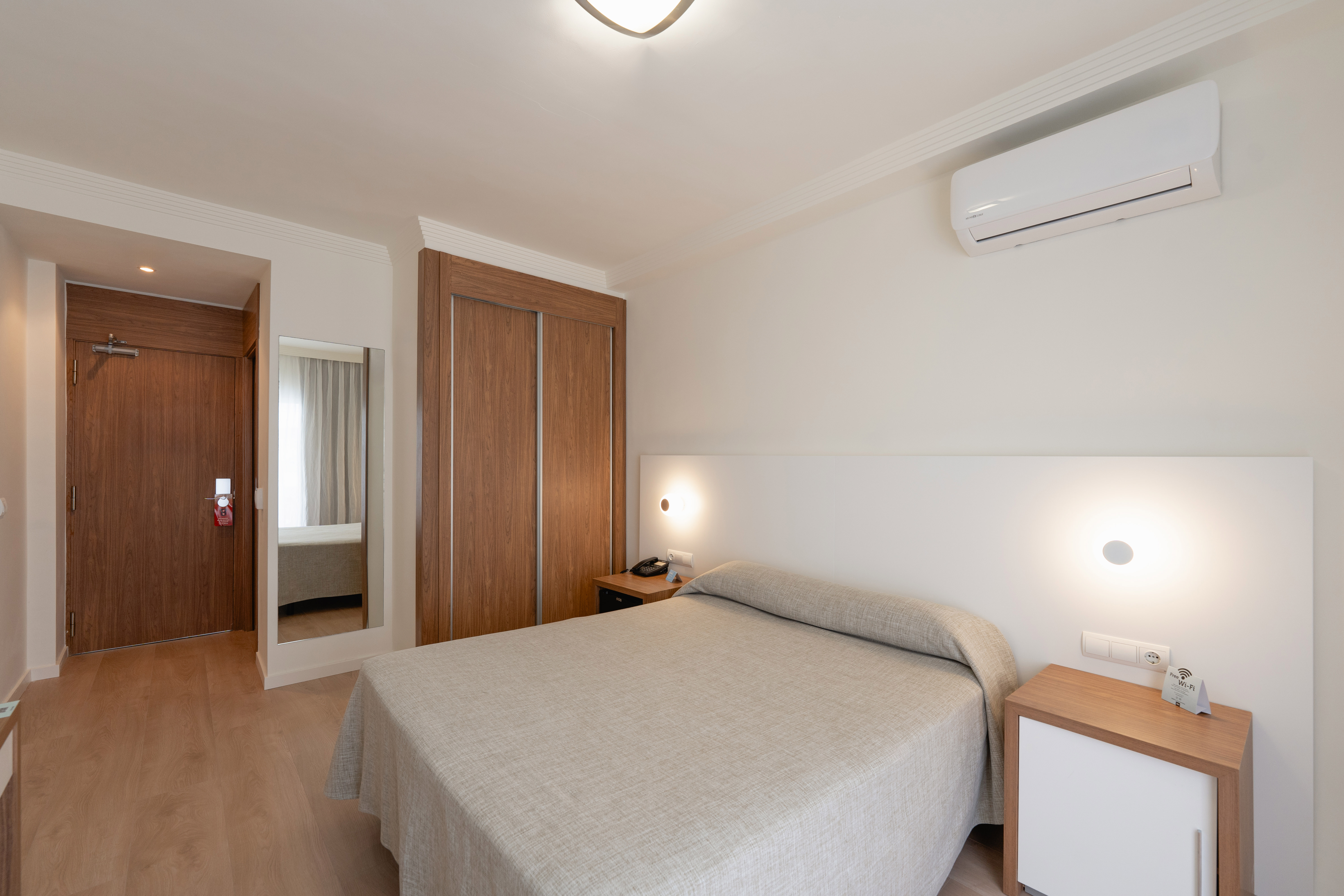 Double or Twin Standard