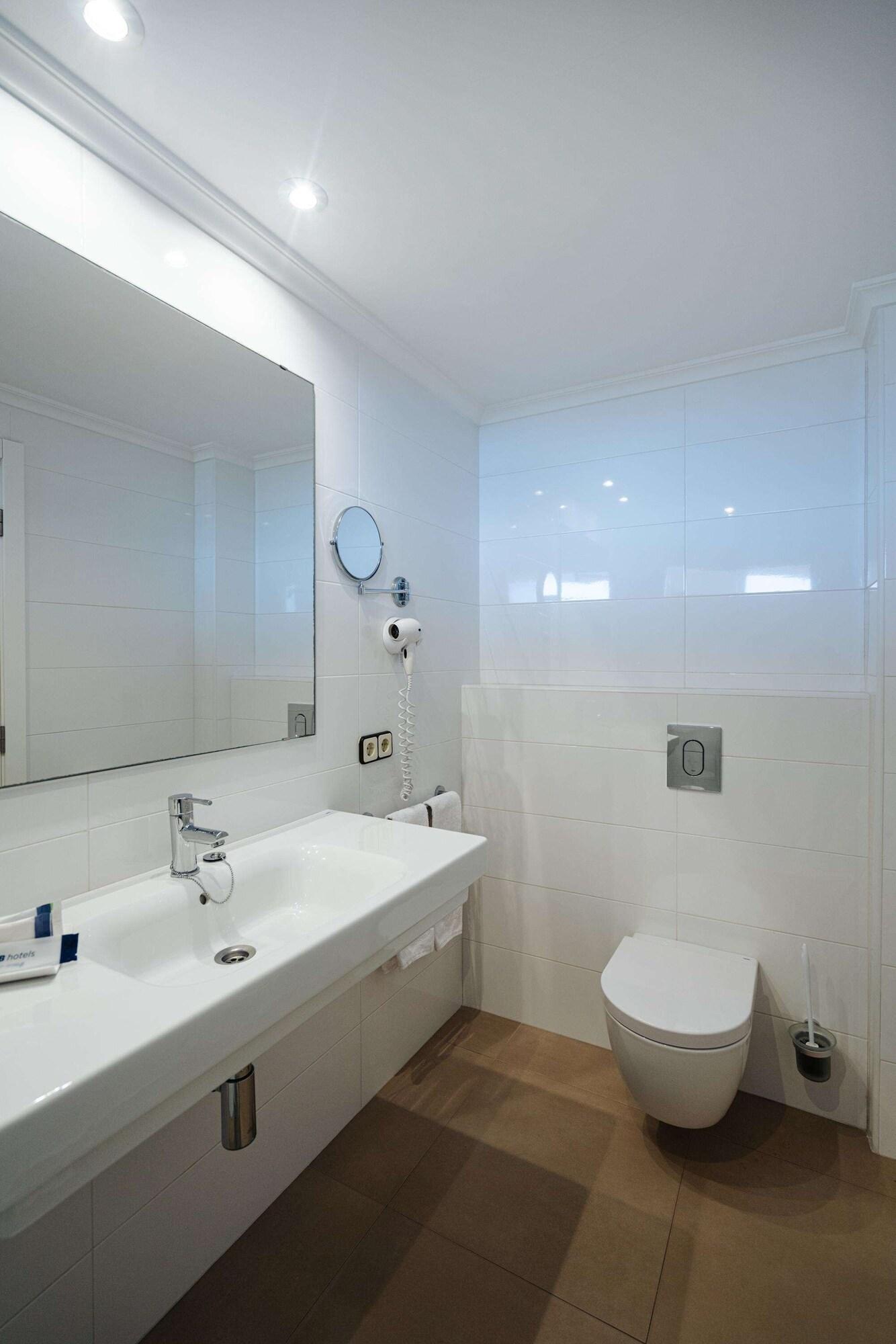 Double Single Two Beds