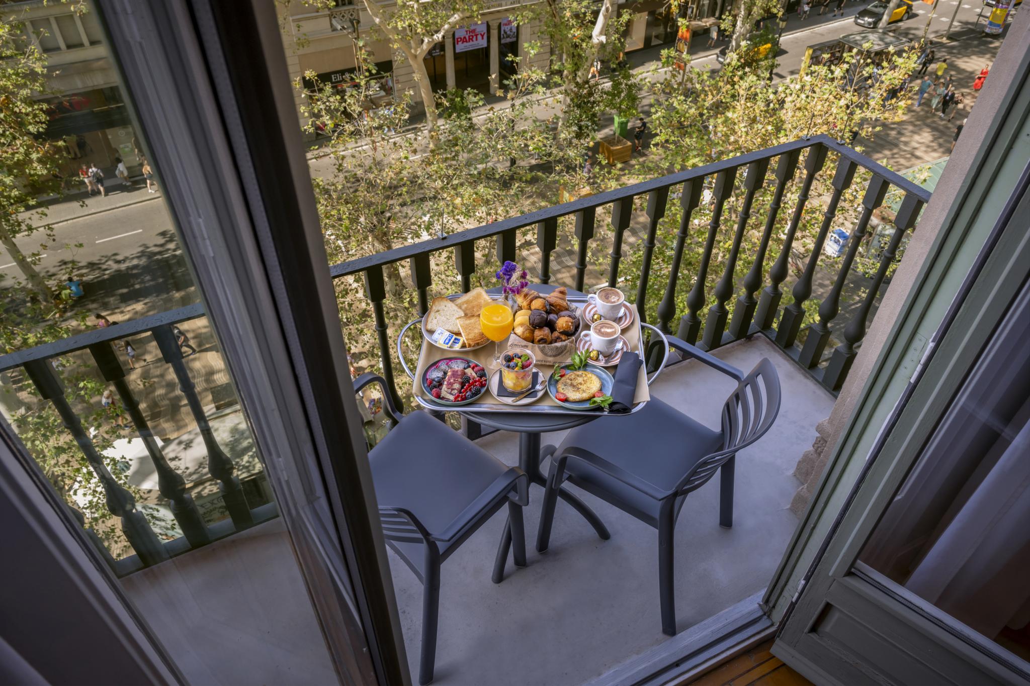 Double or Twin with Balcony with Views