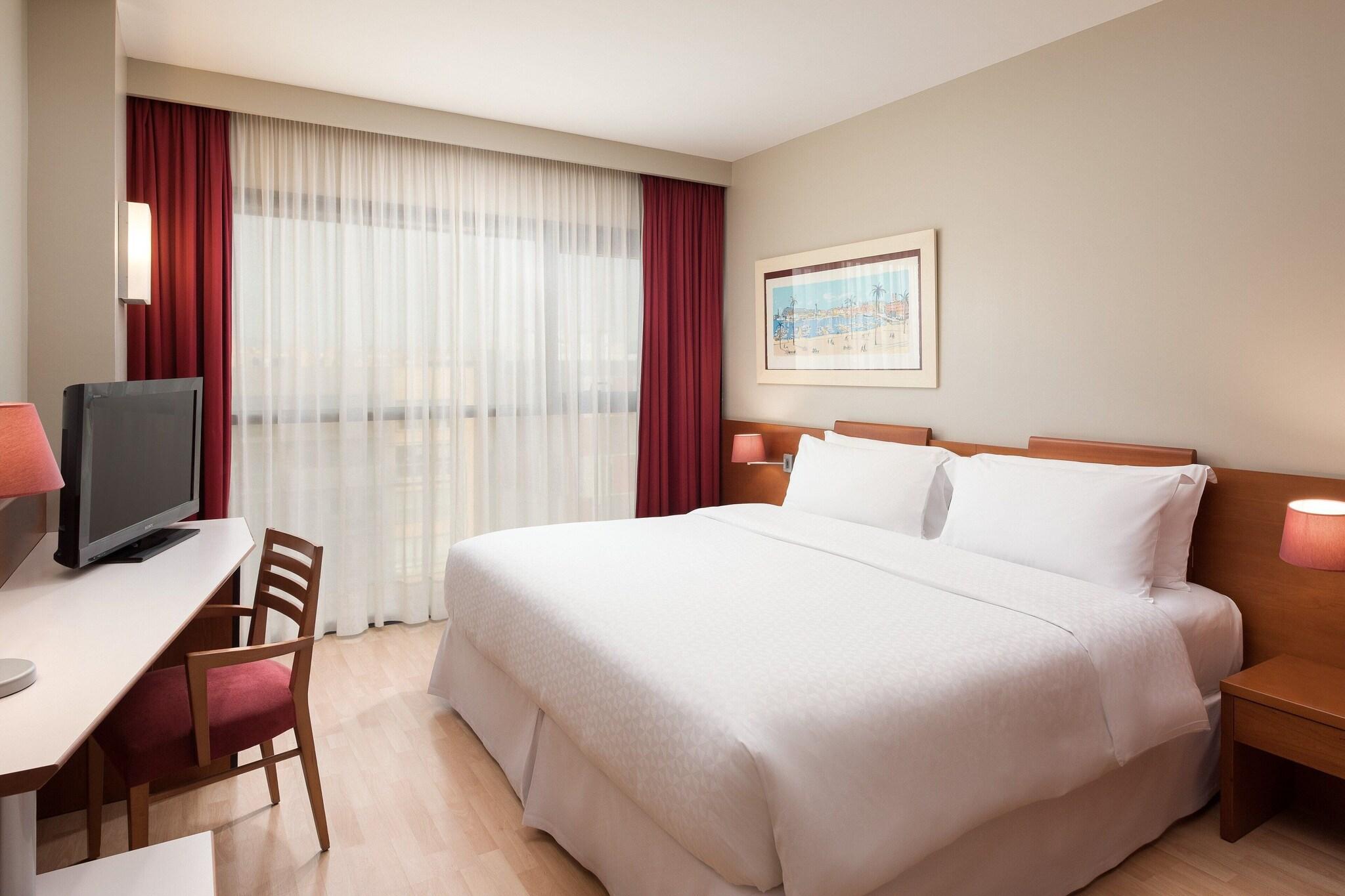 Double Classic King Bed