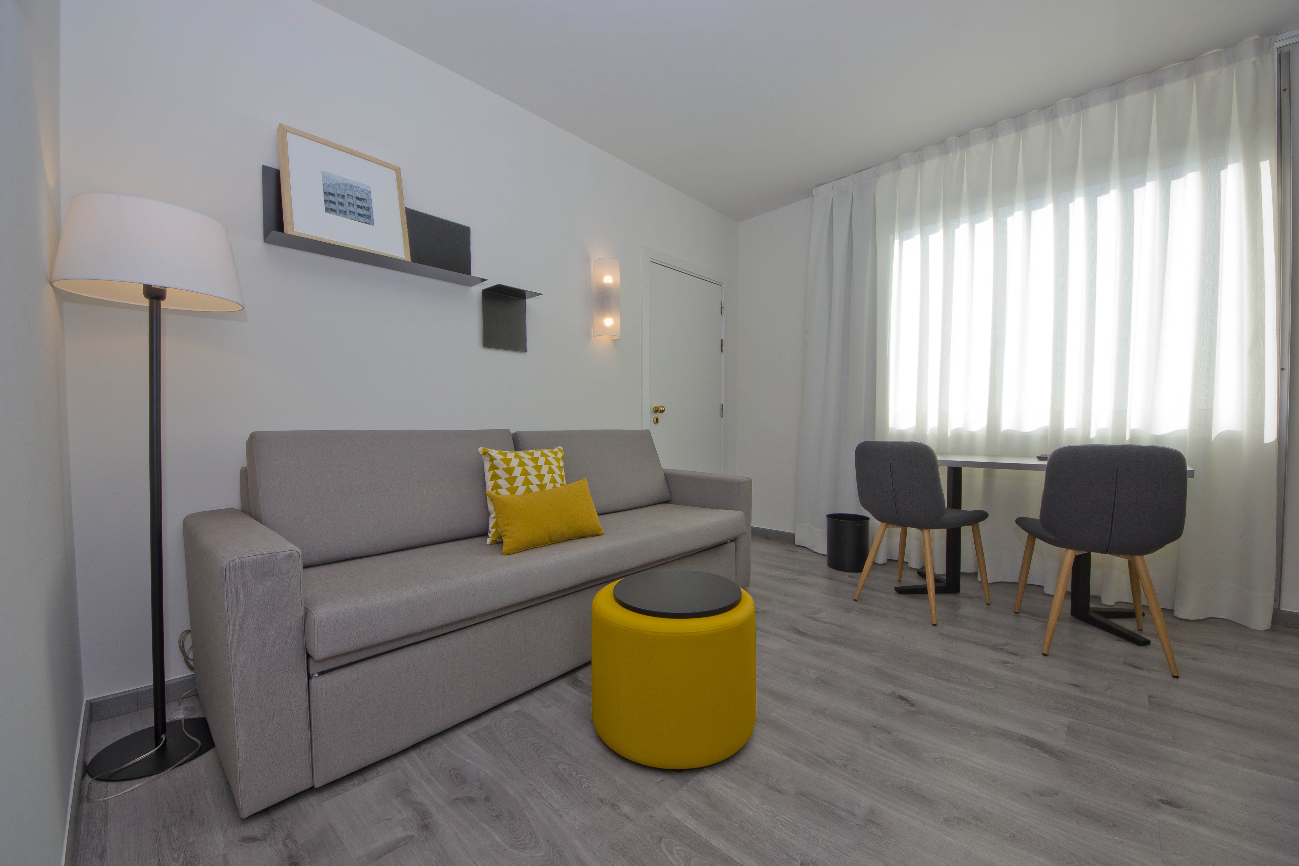 Family Room Superior