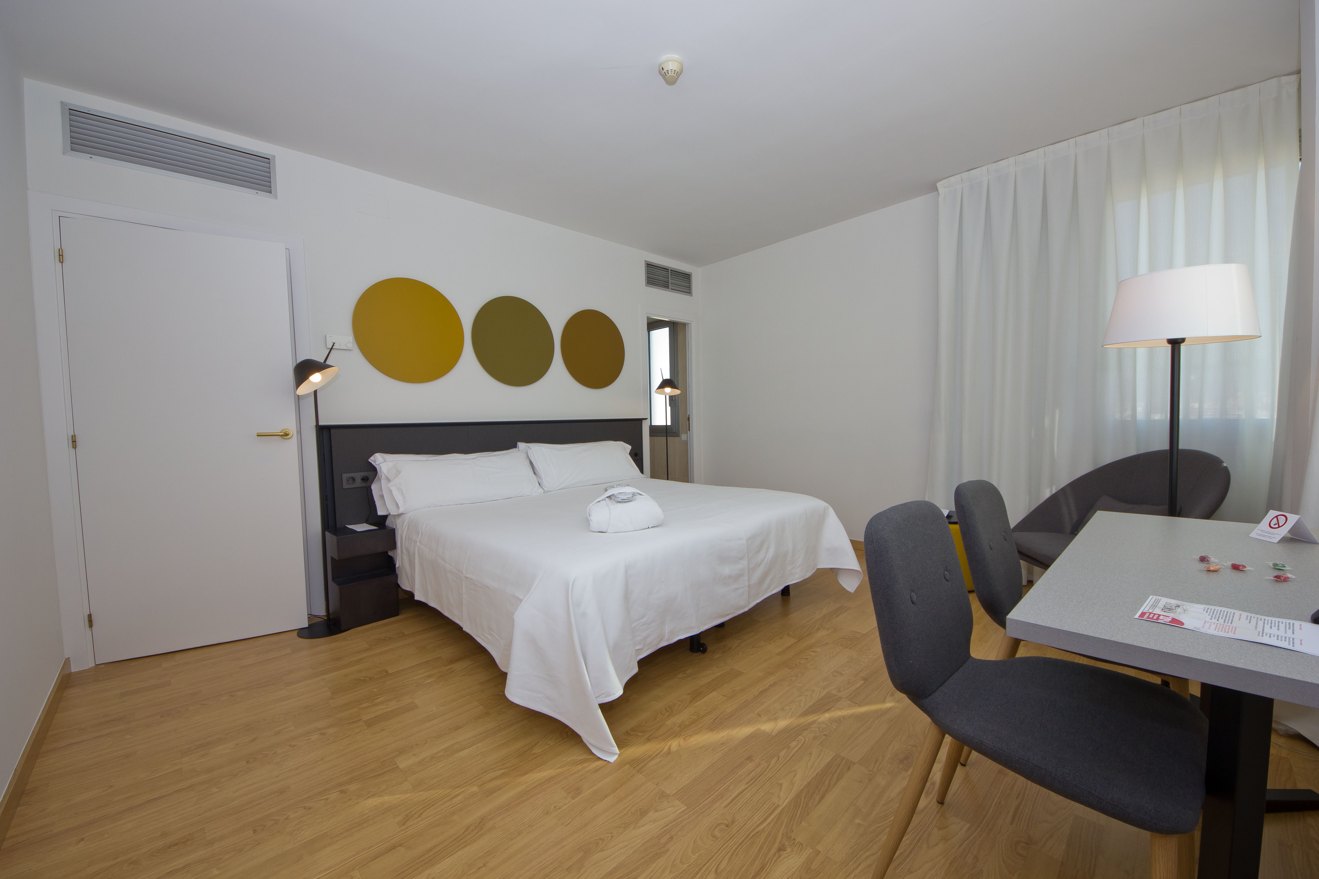 Double Single Superior