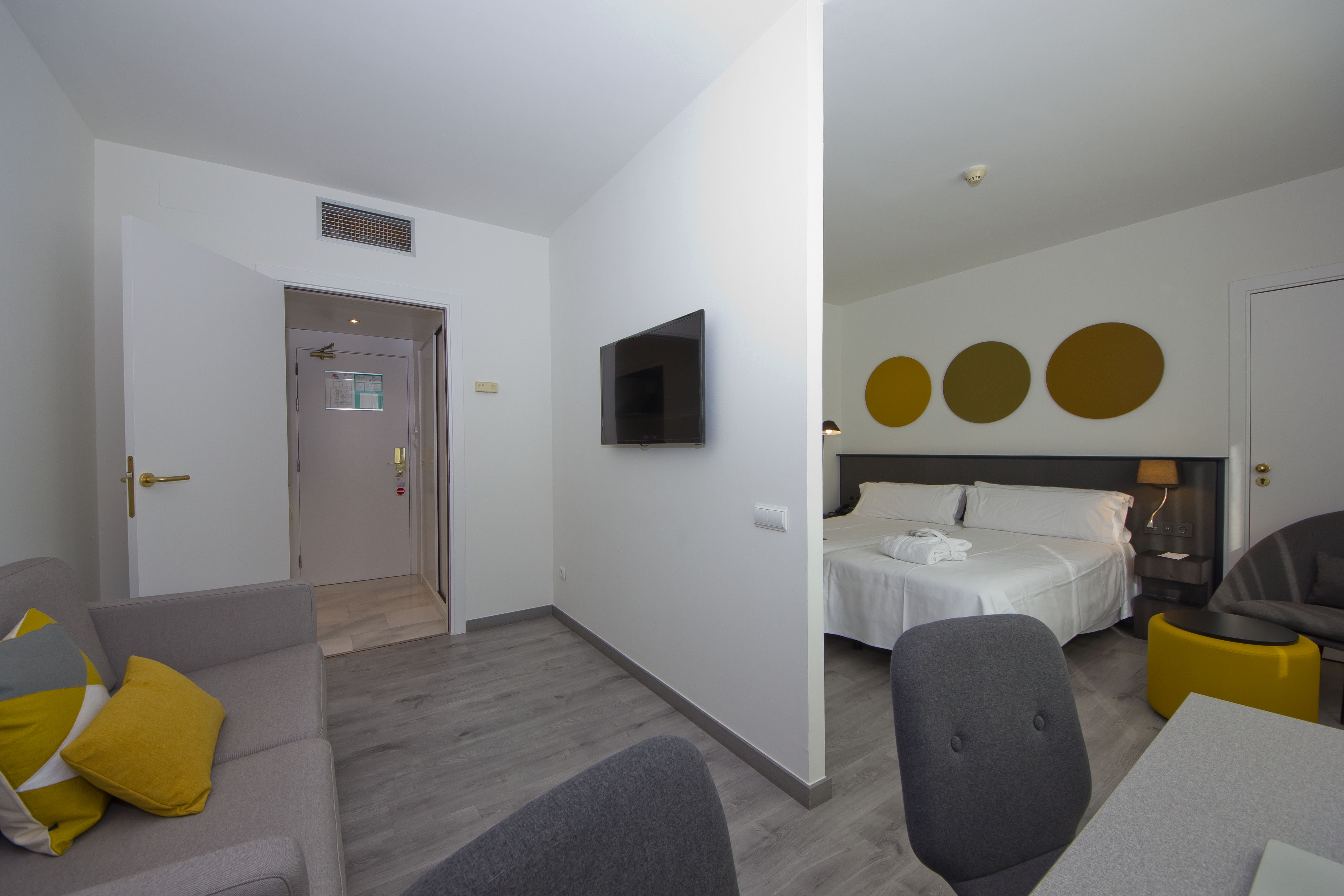 Double Single Superior