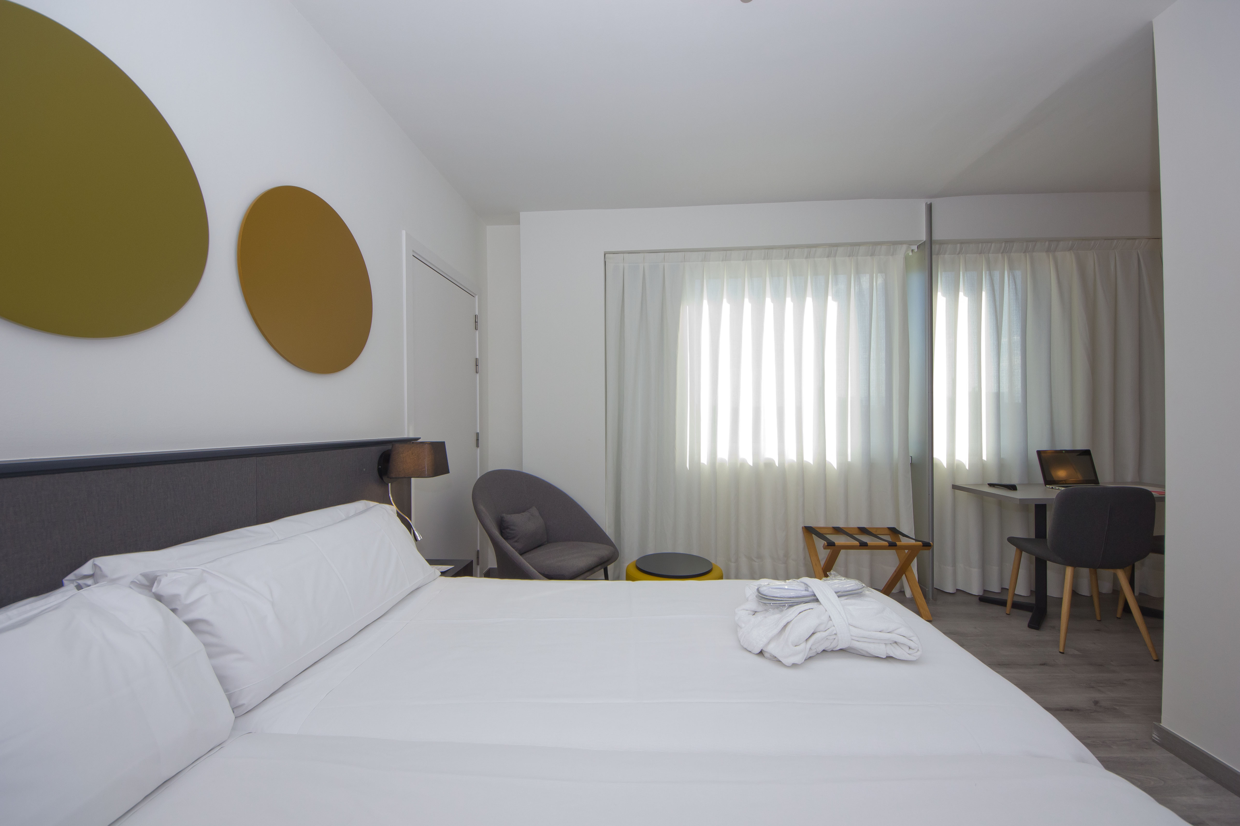 Double Single Superior