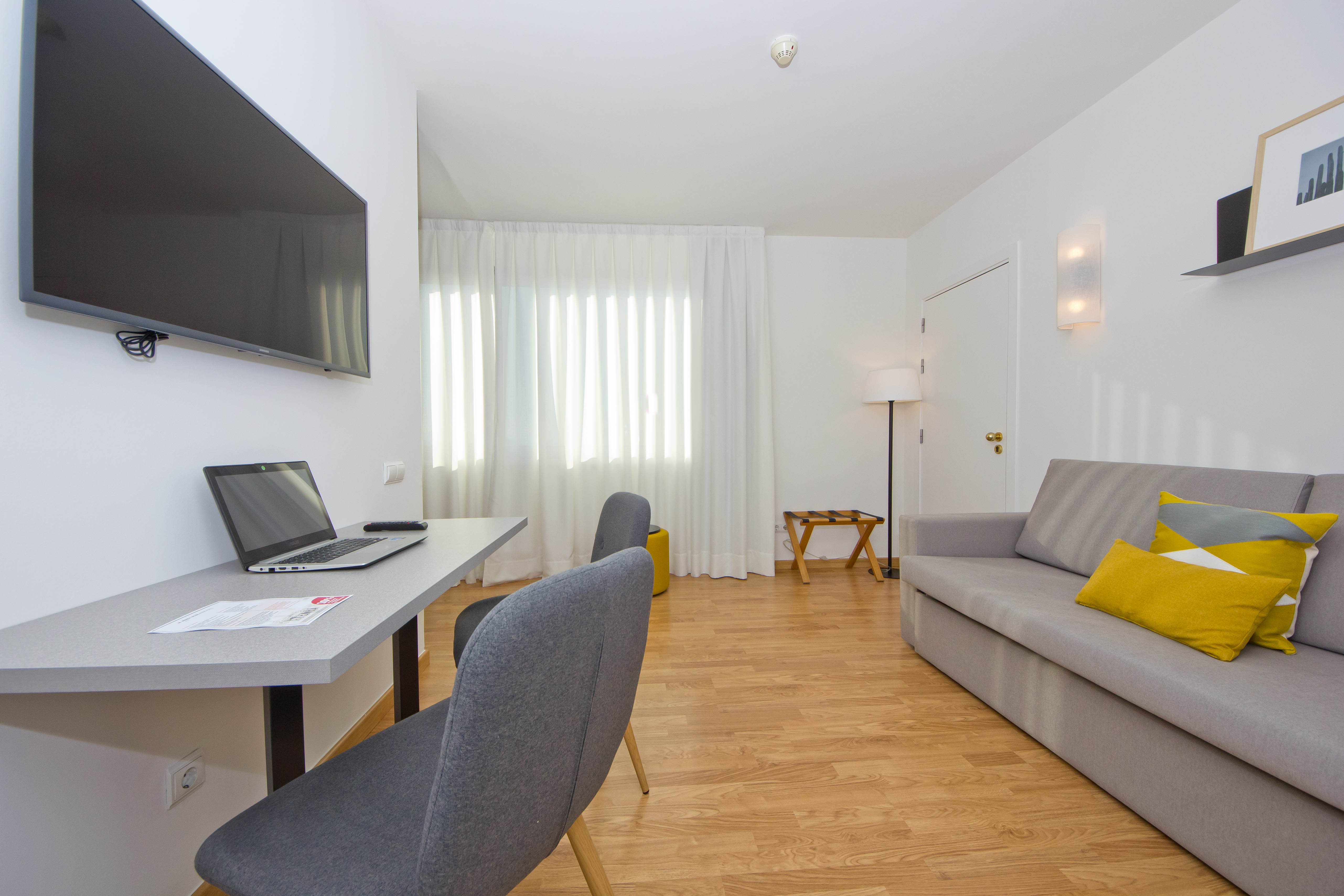 Family Room Superior