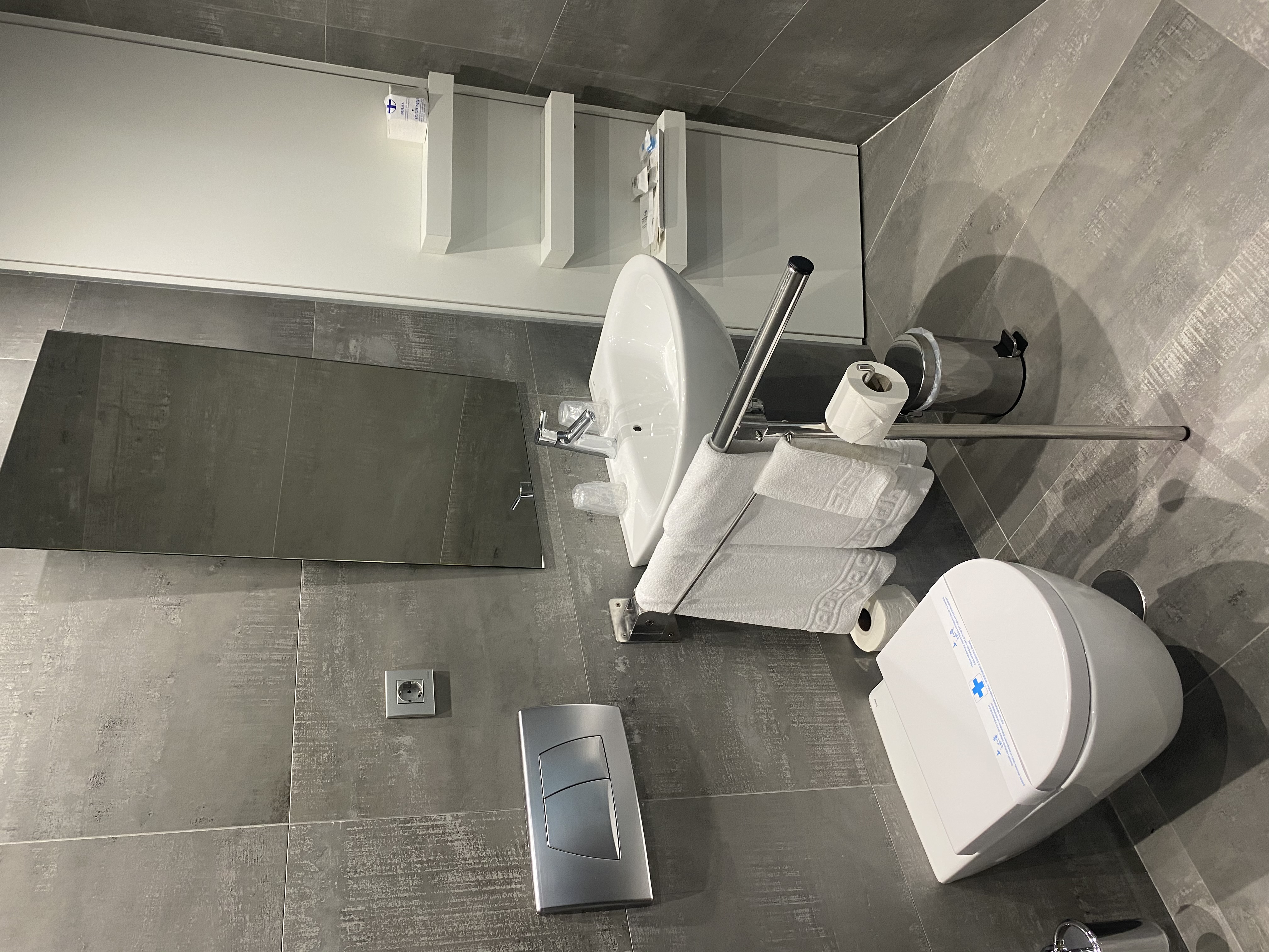 Double or Twin Accessible