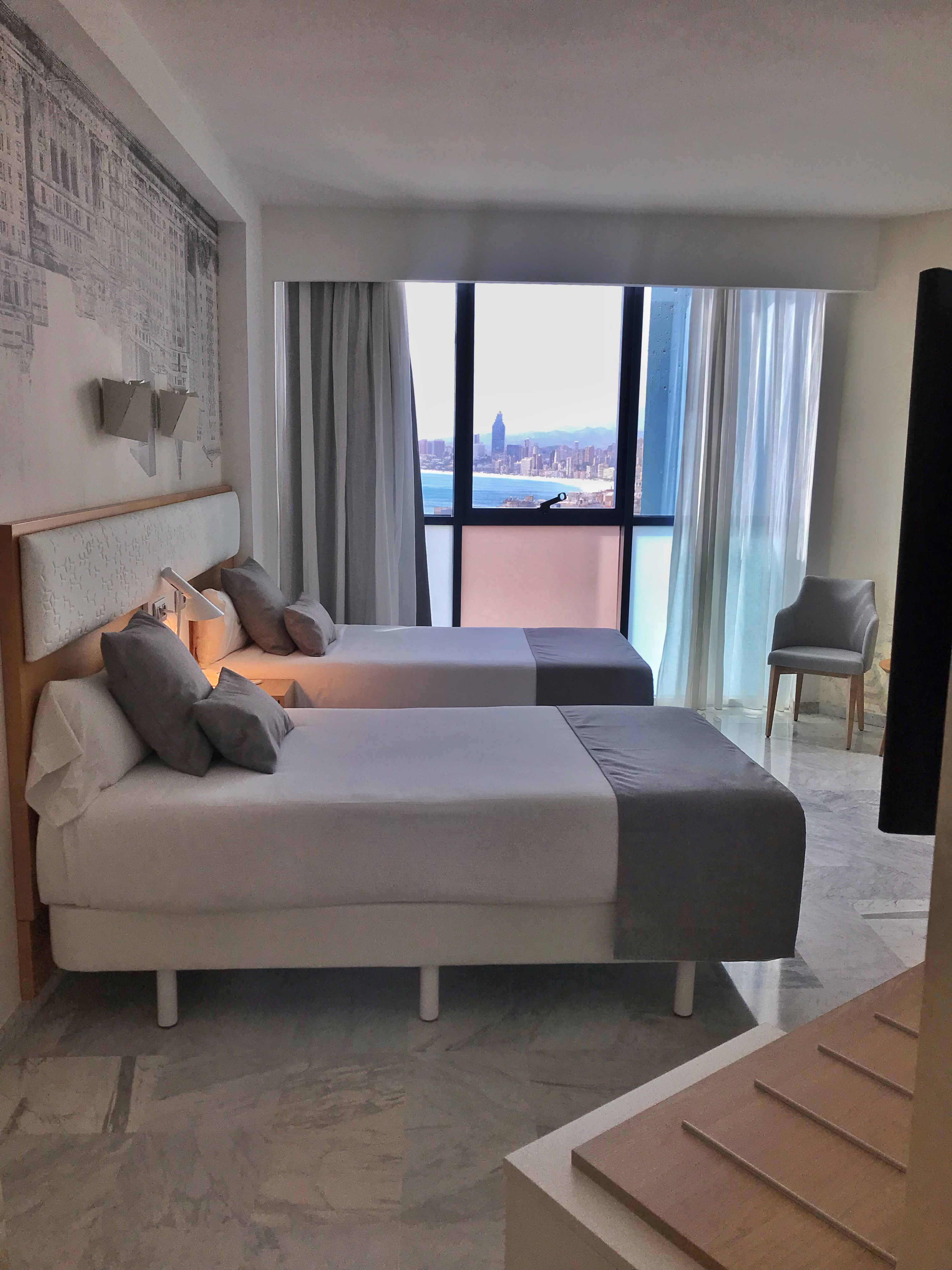 Double Single Superior