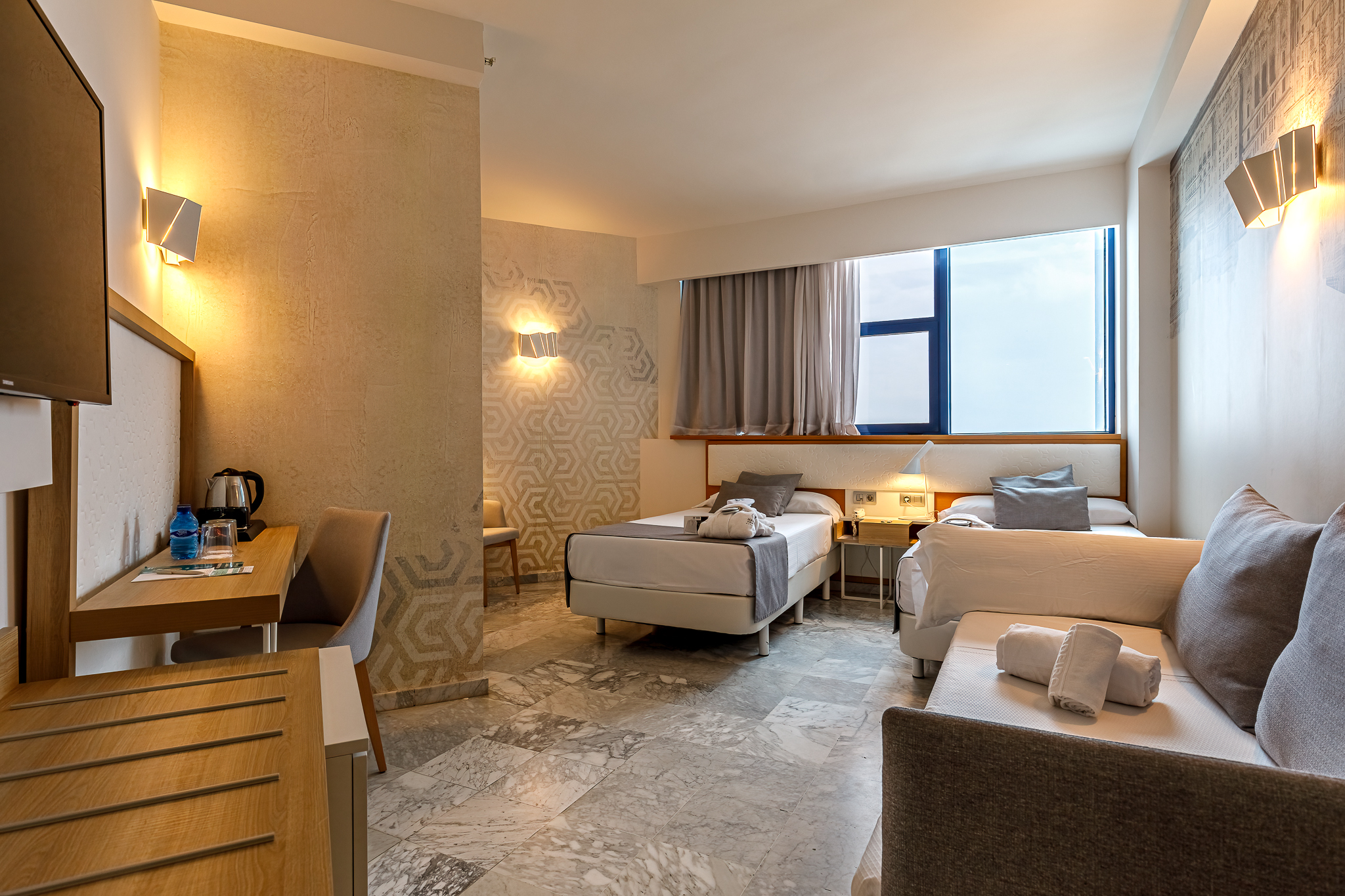 Double Single Superior