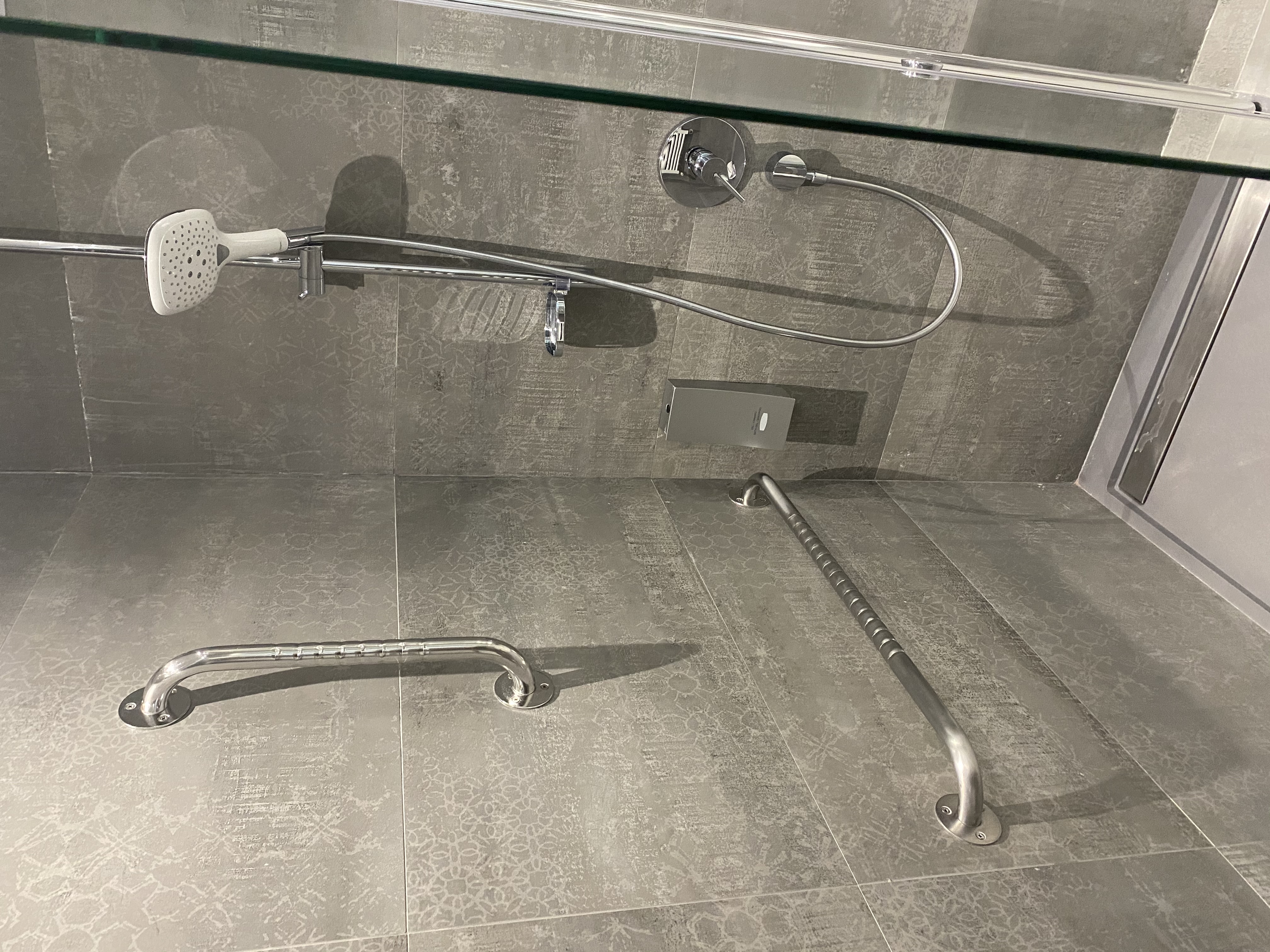 Double or Twin Accessible