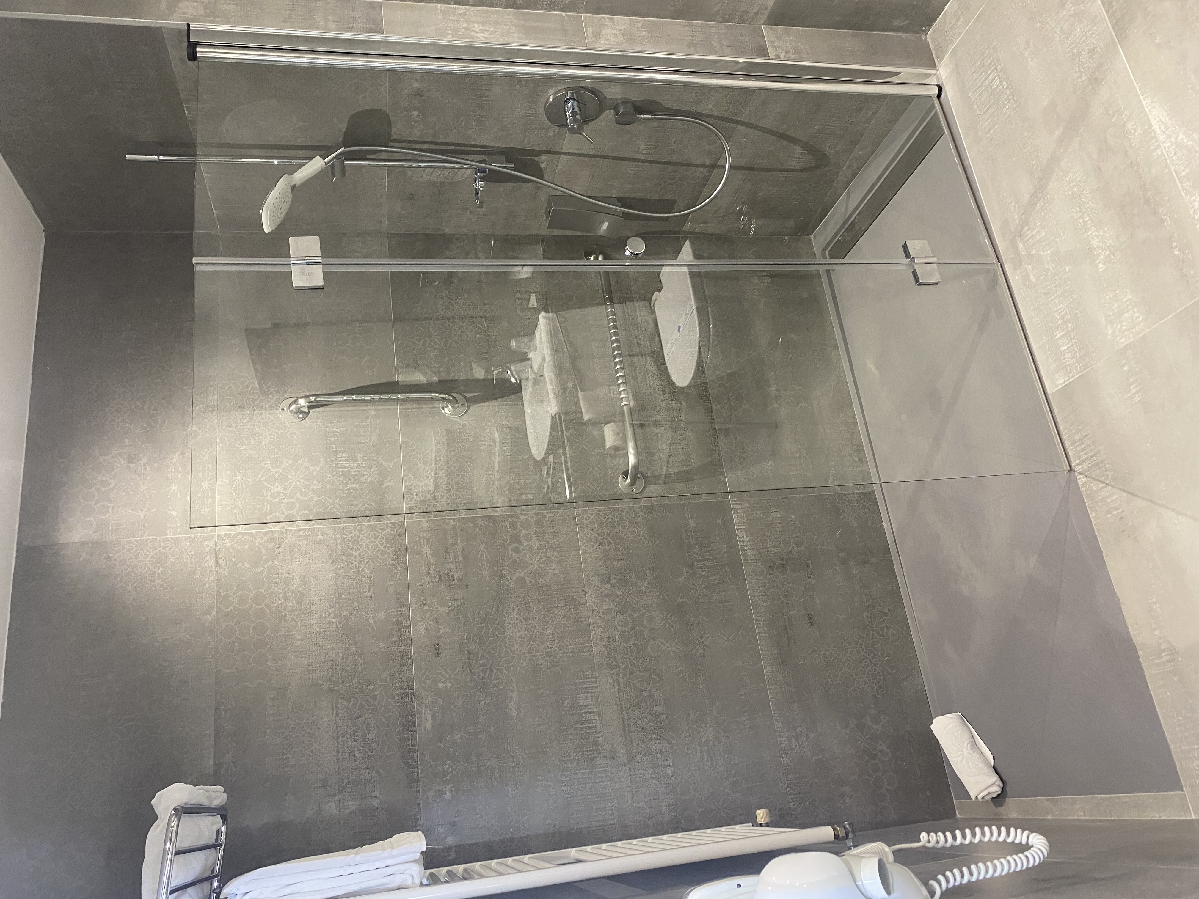 Double or Twin Accessible