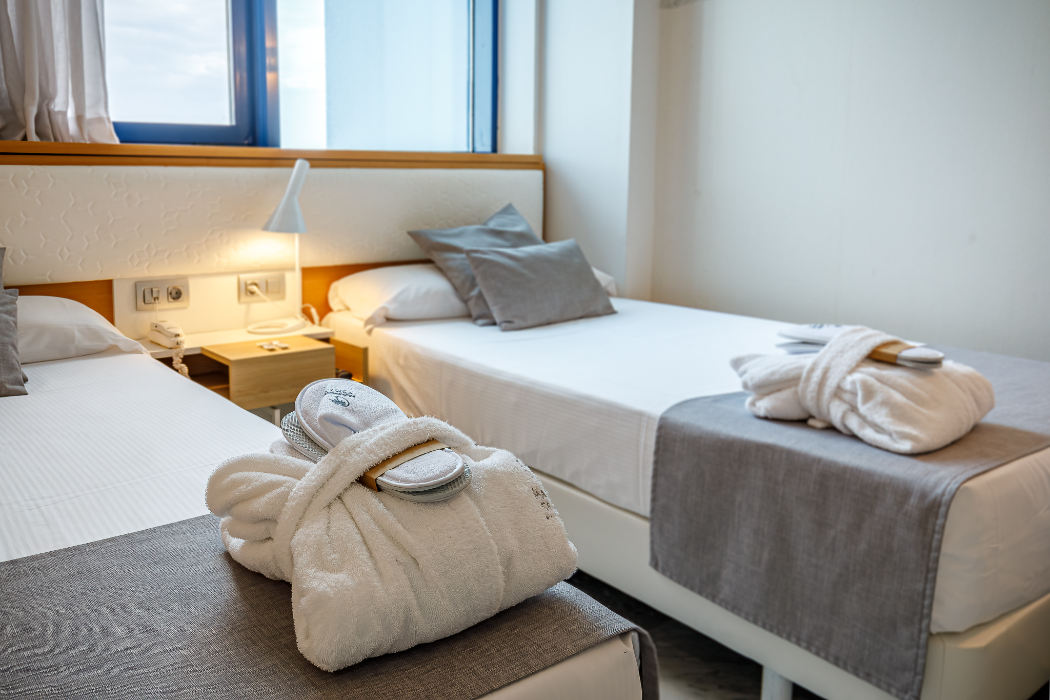 Double Single Superior