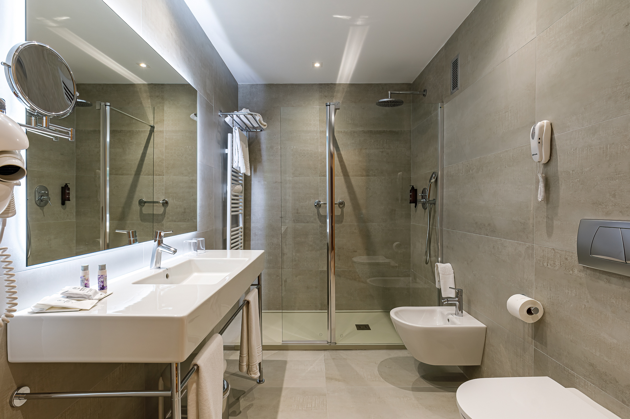 Single Without Balcony