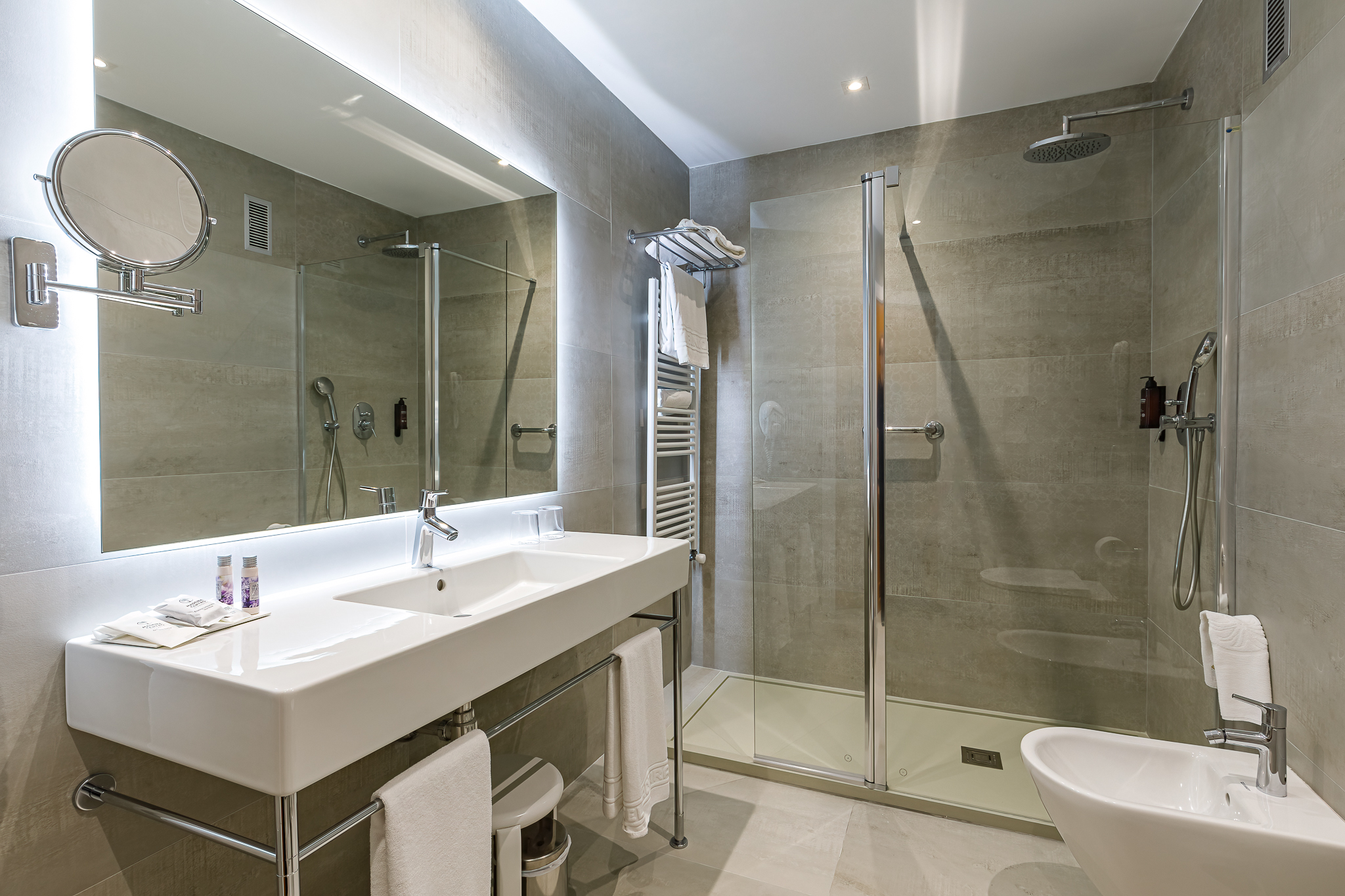 Single Without Balcony