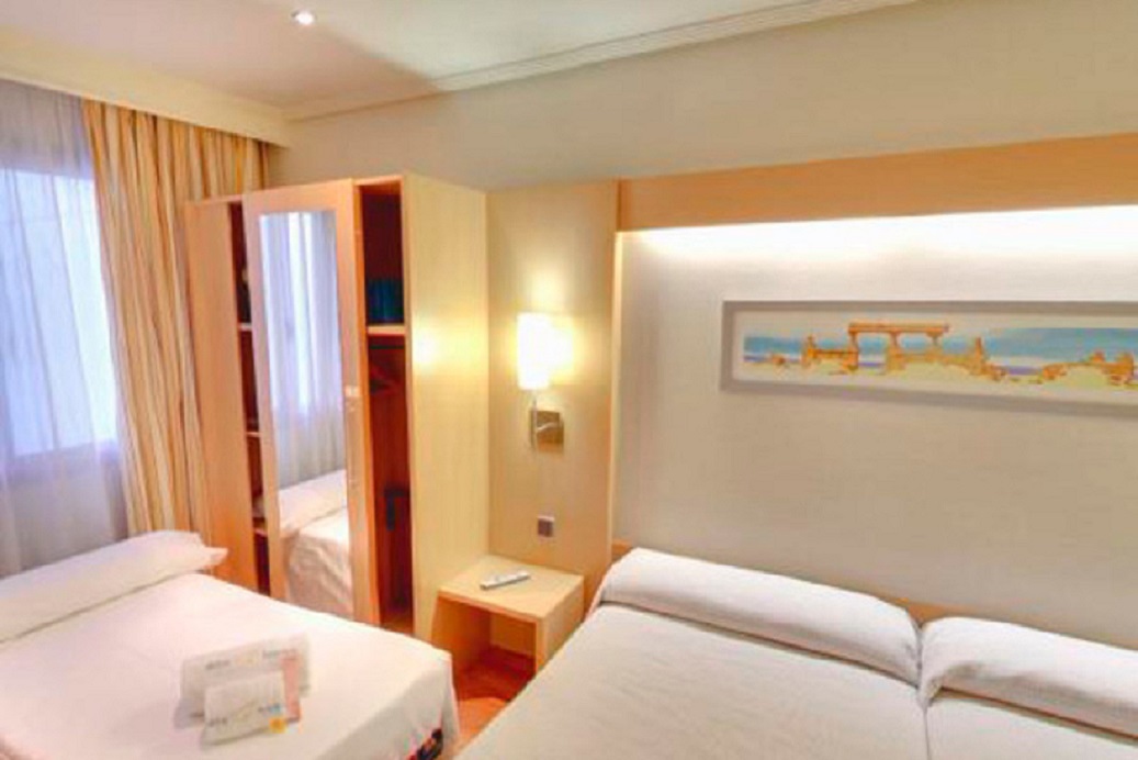 Family Room Standard