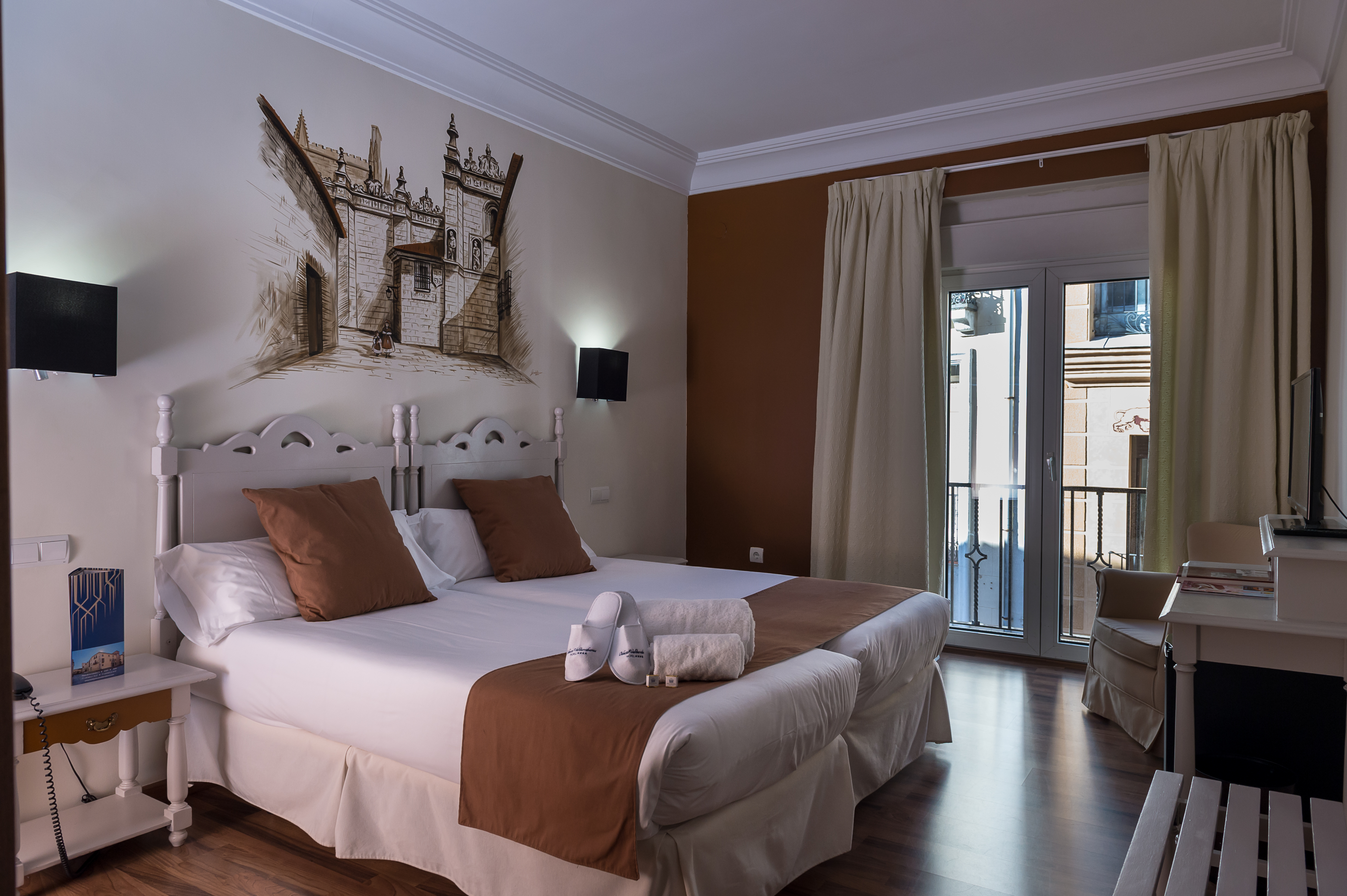 Double or Twin Standard