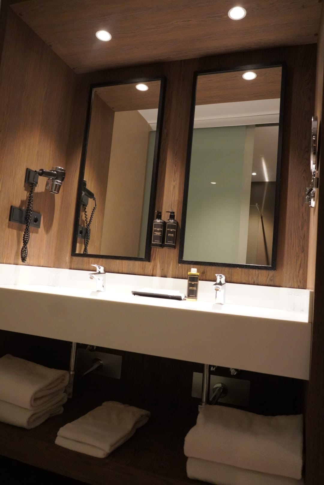 Double or Twin Superior