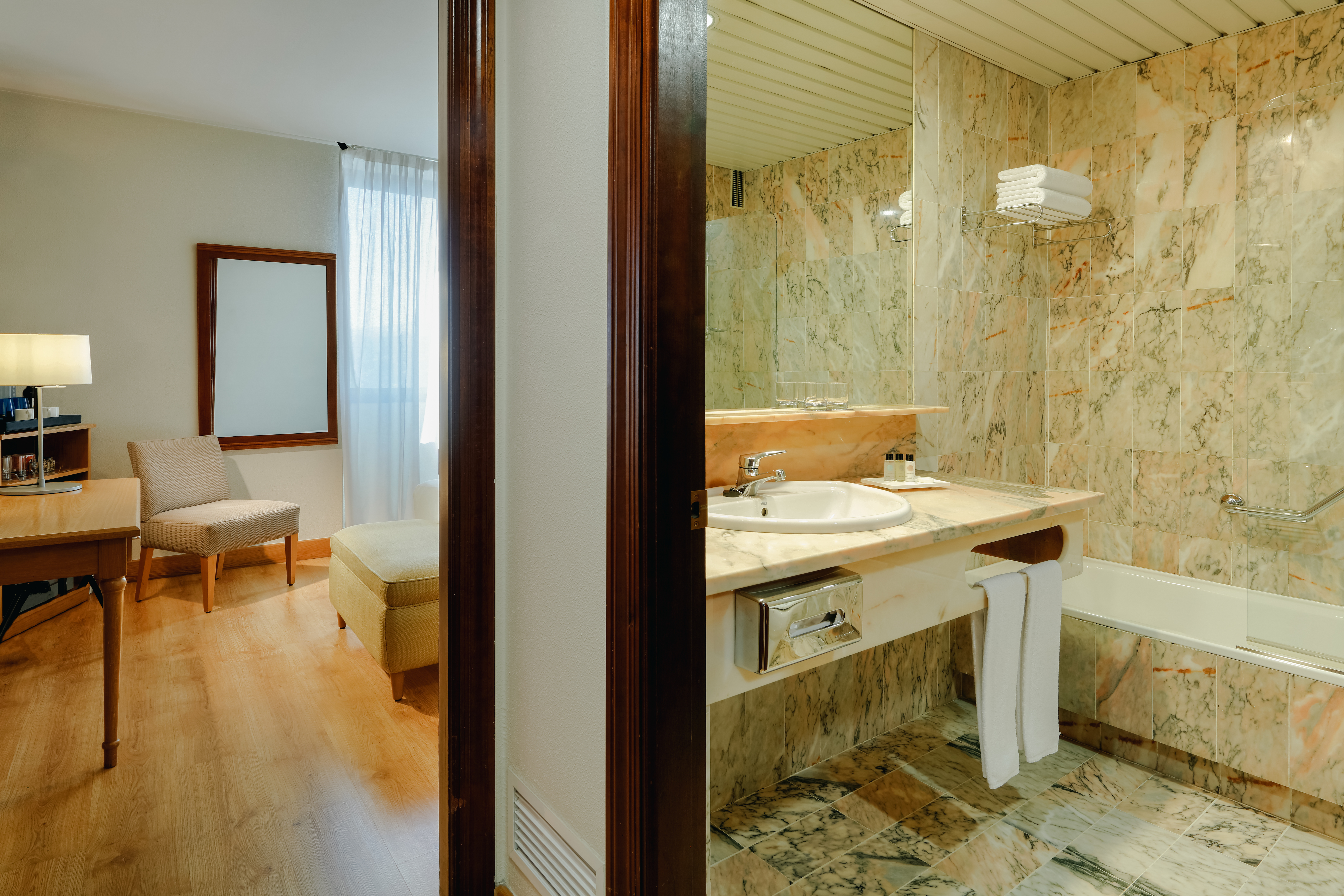 Double Single Capacity 1