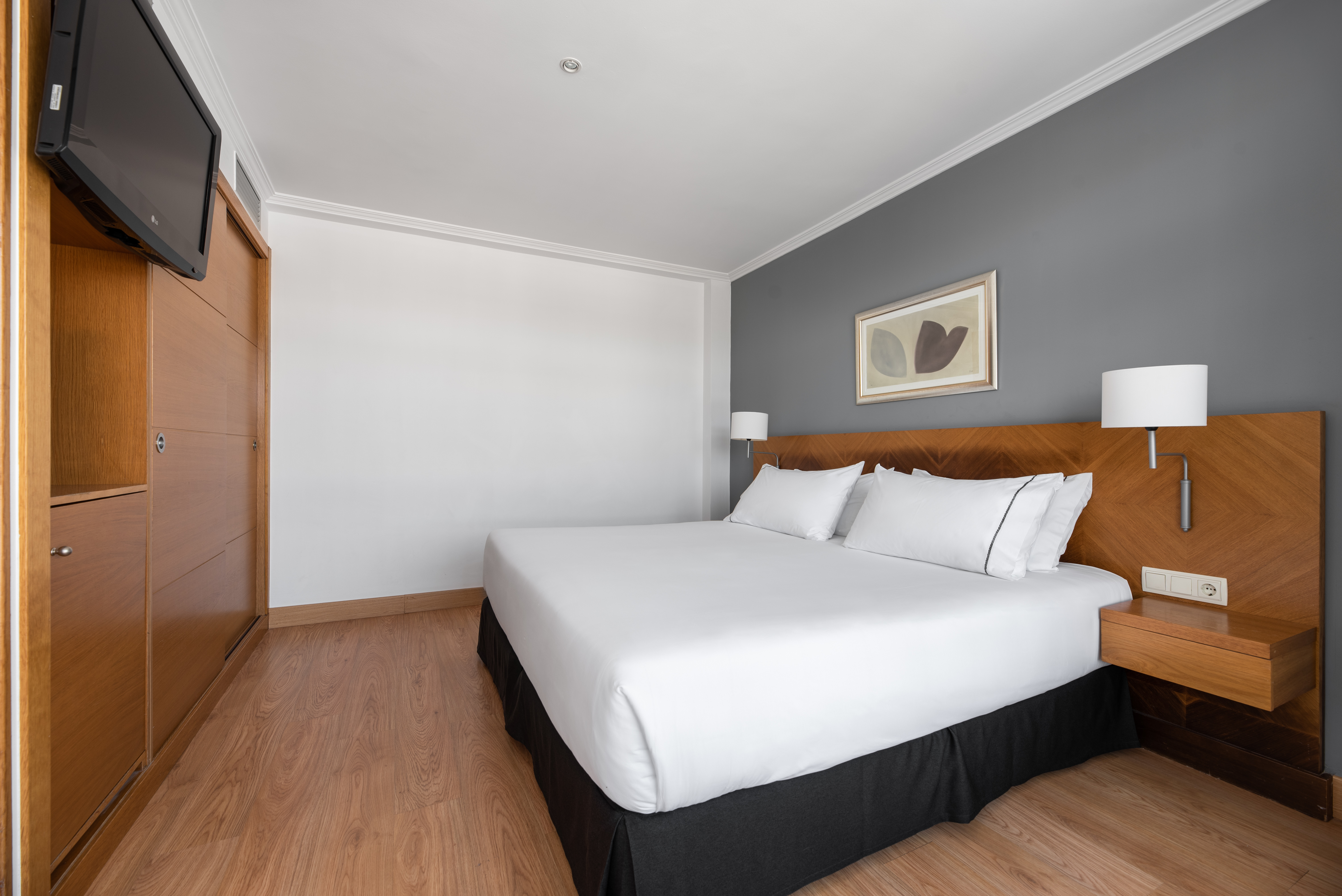 Junior Suite with Balcony