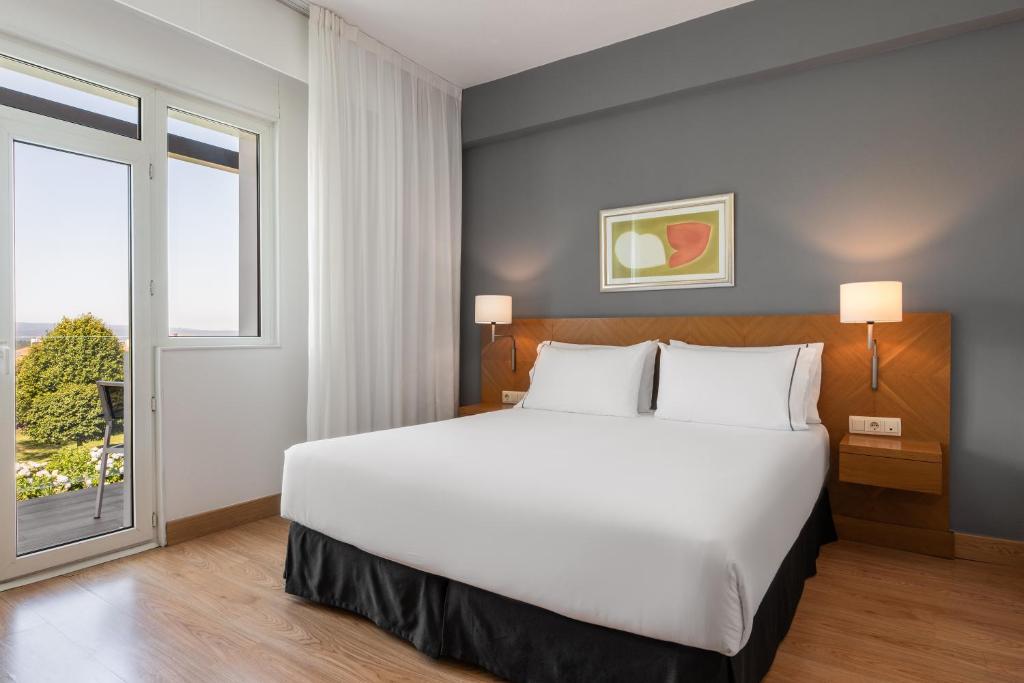 Double or Twin Deluxe with Balcony