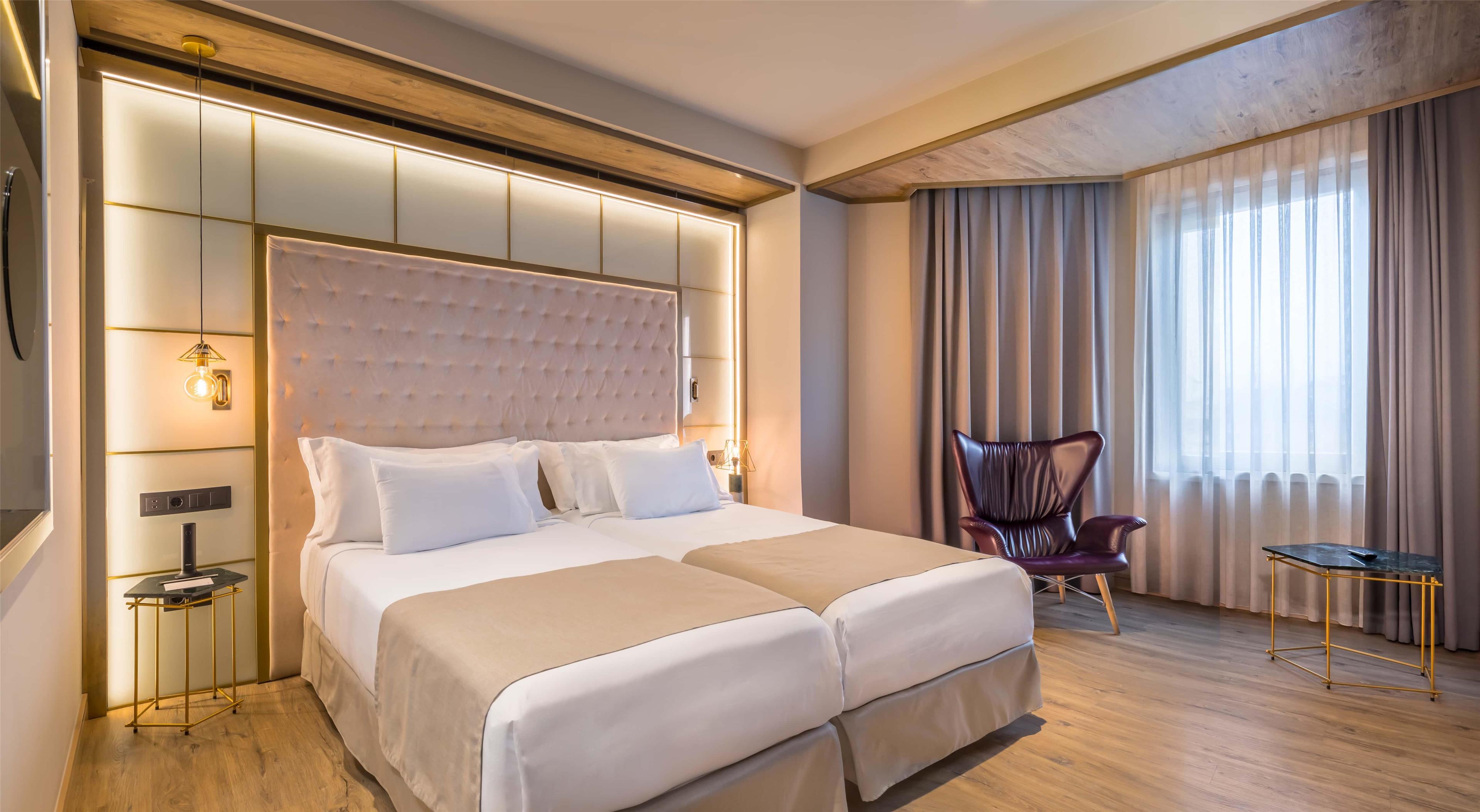 Double or Twin Superior