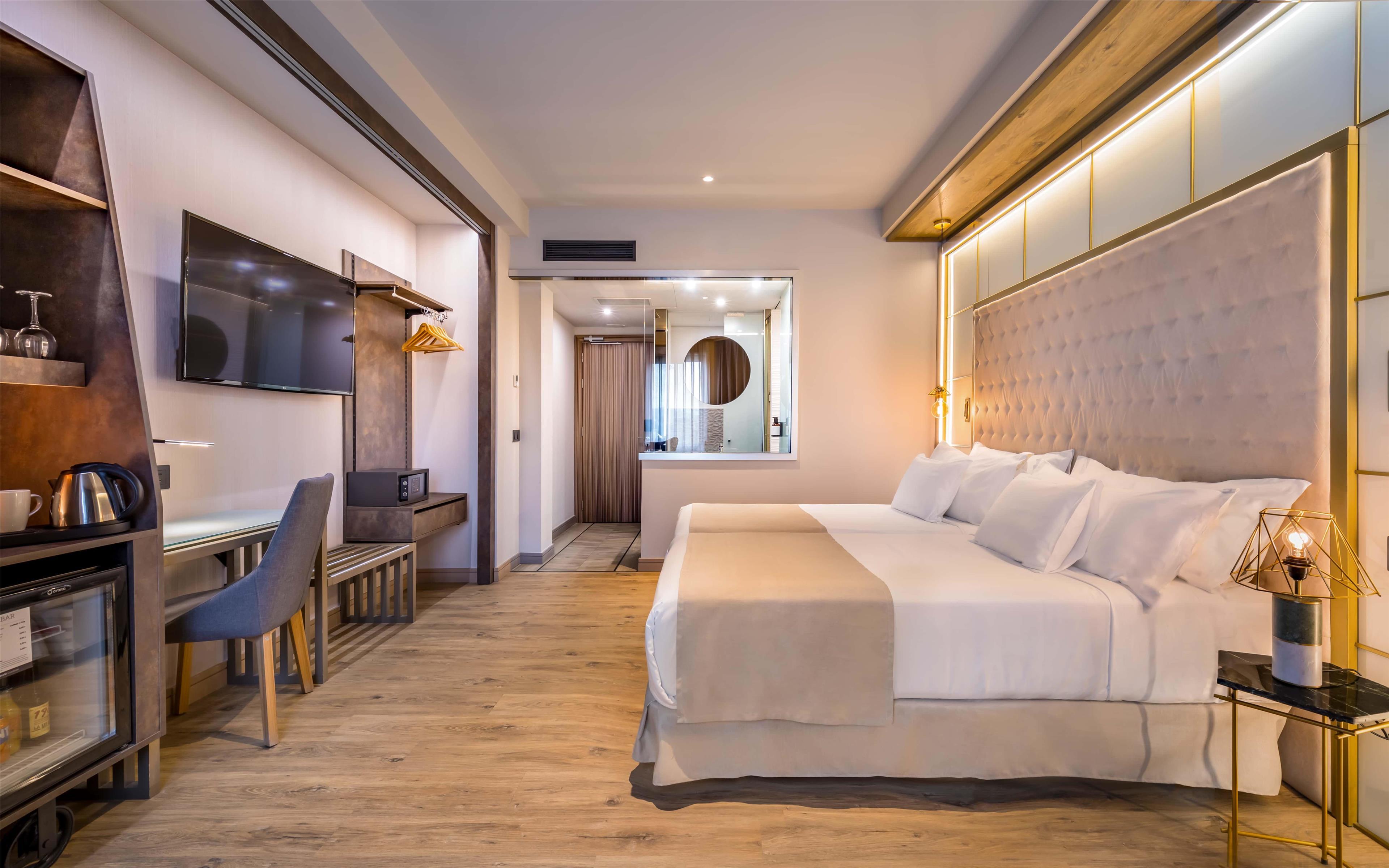 Double or Twin Superior