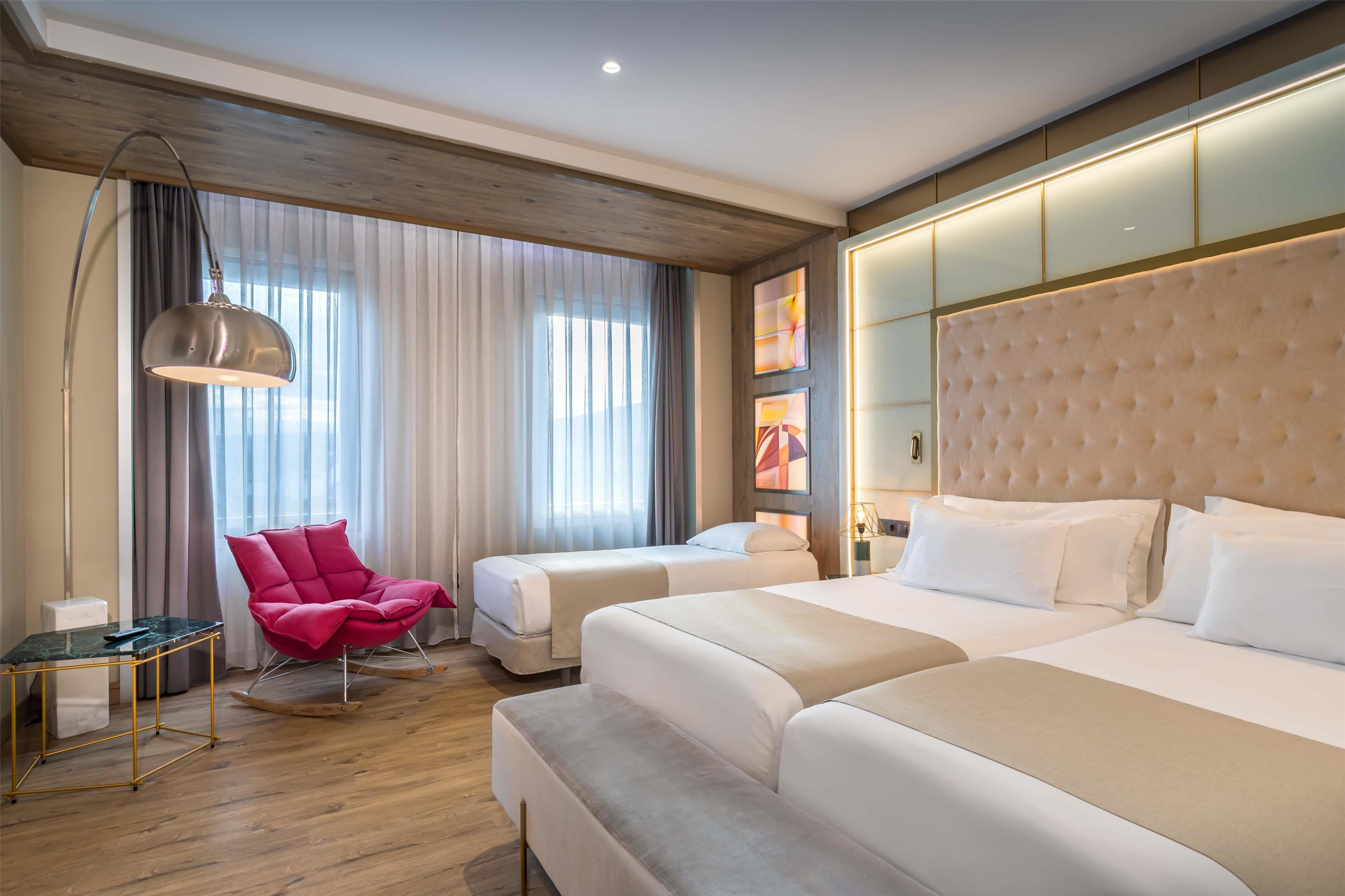 Double or Twin Superior