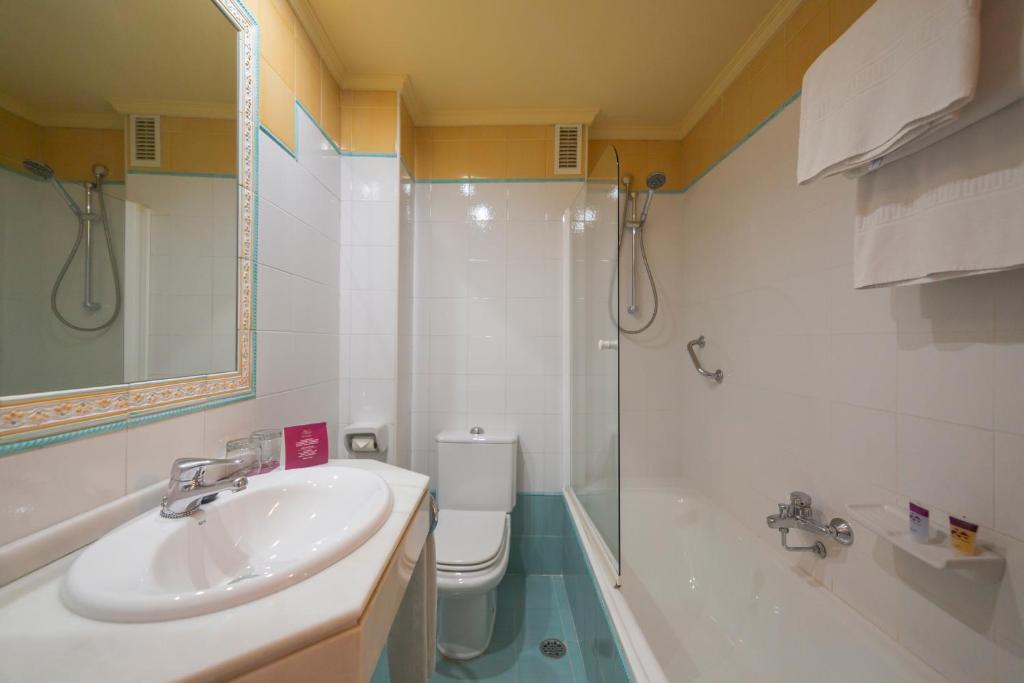 Double or Twin Capacity 3