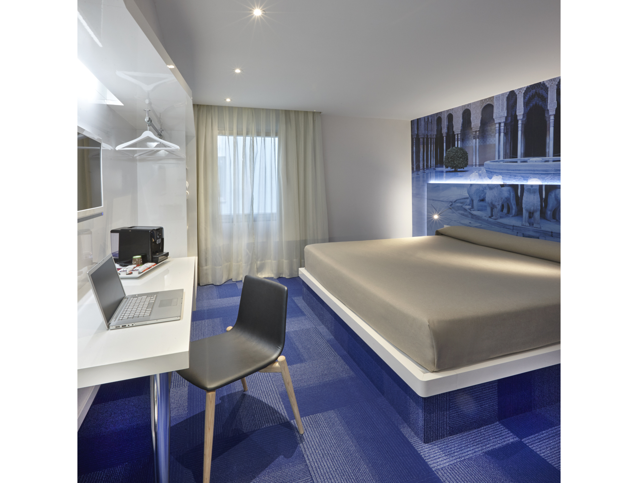 Double or Twin Standard