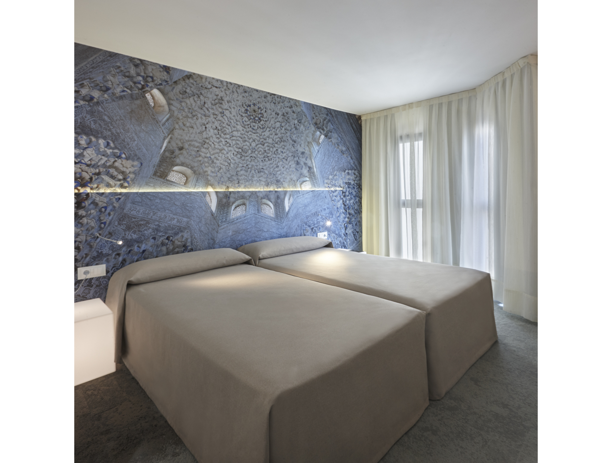 Double or Twin Standard