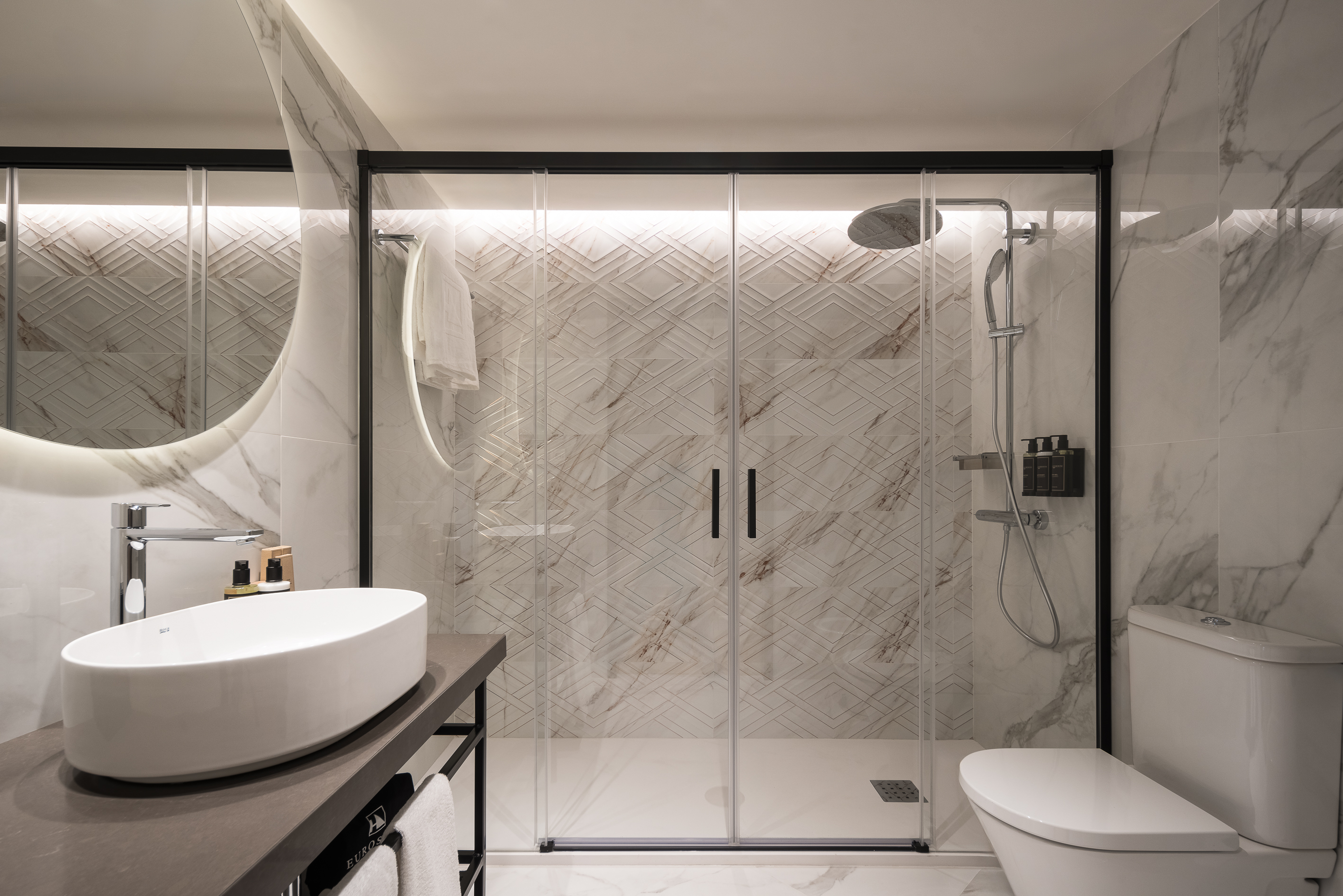 Junior Suite with Views