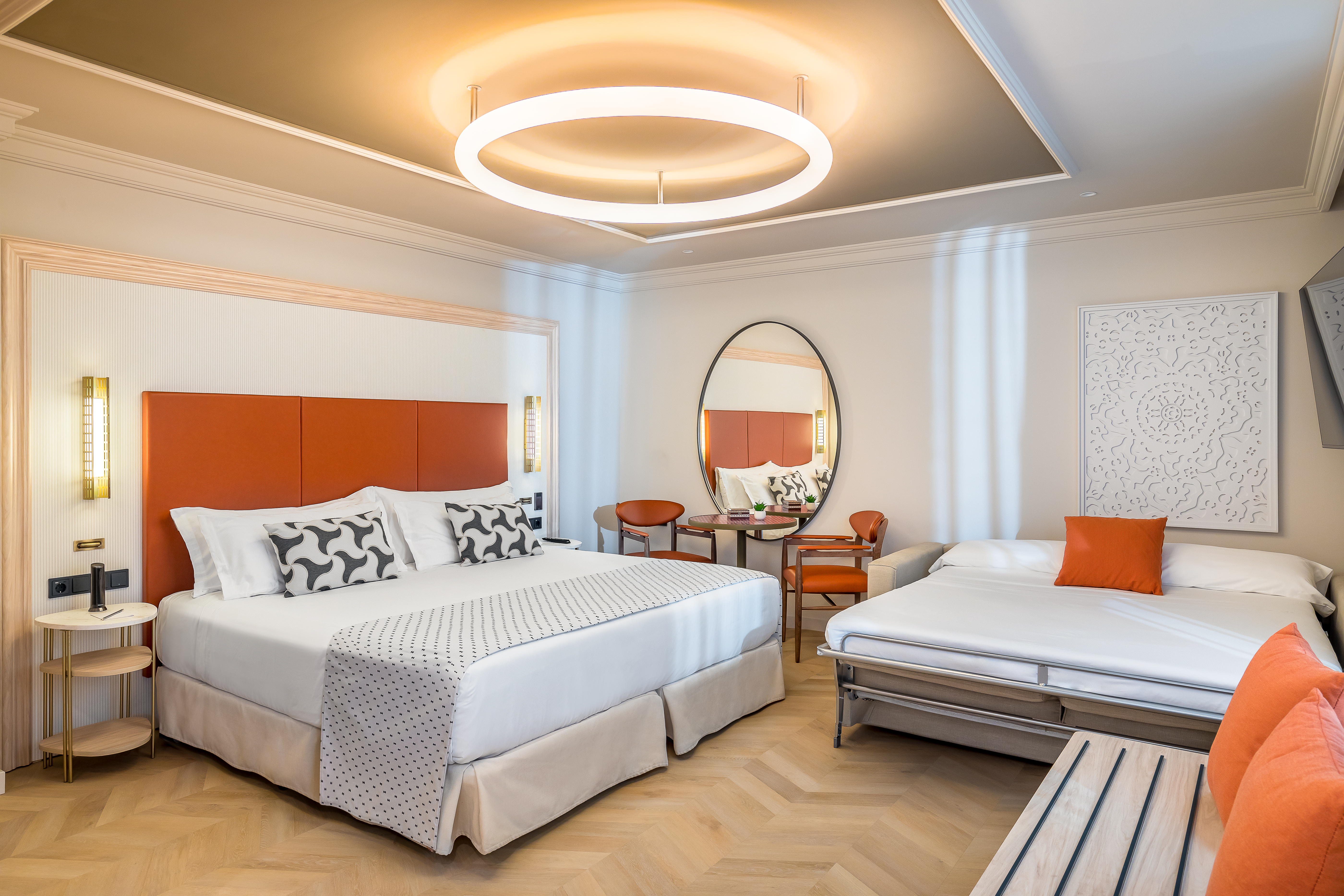 Family Room Capacity 4