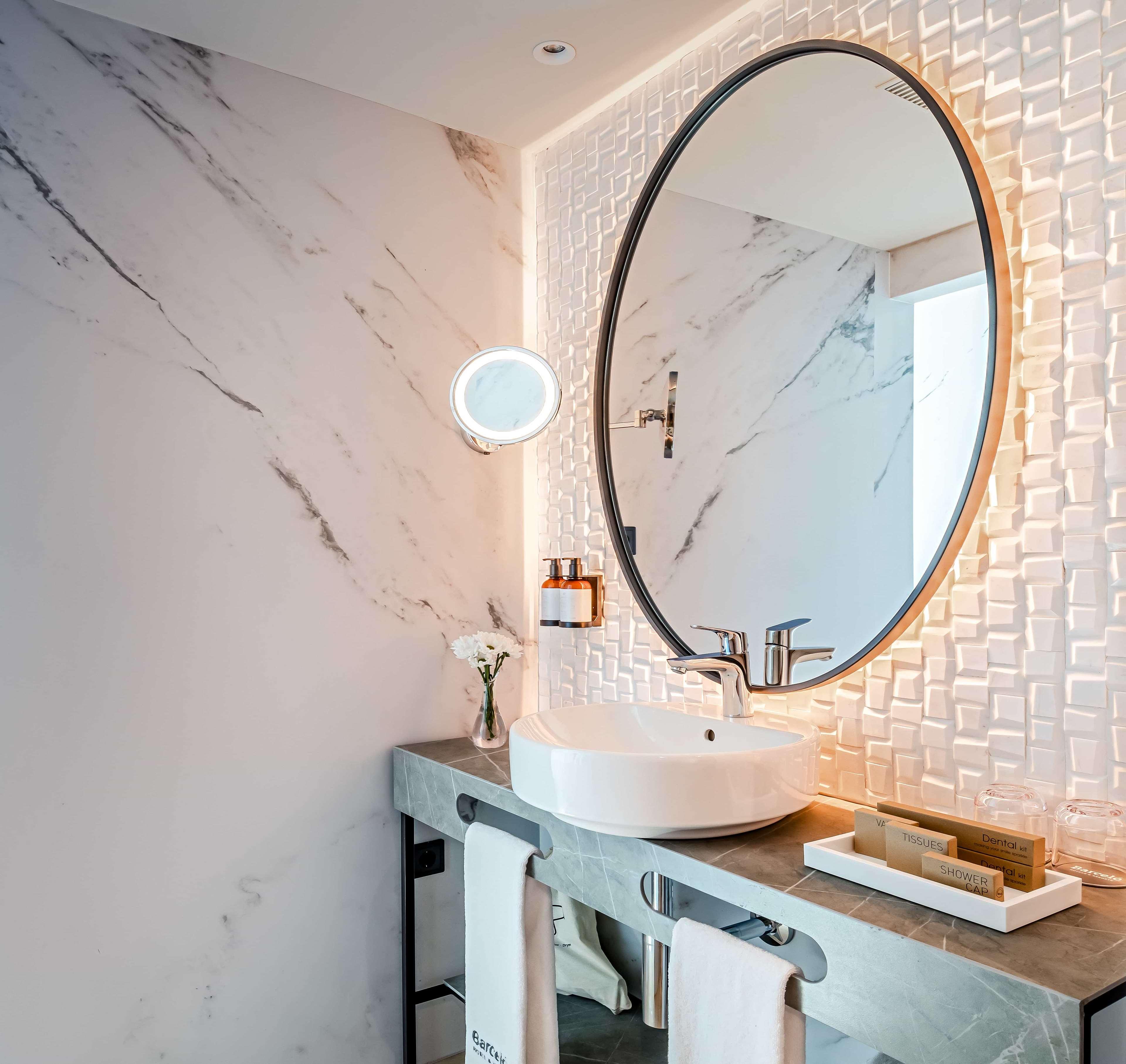 Double Deluxe with Views