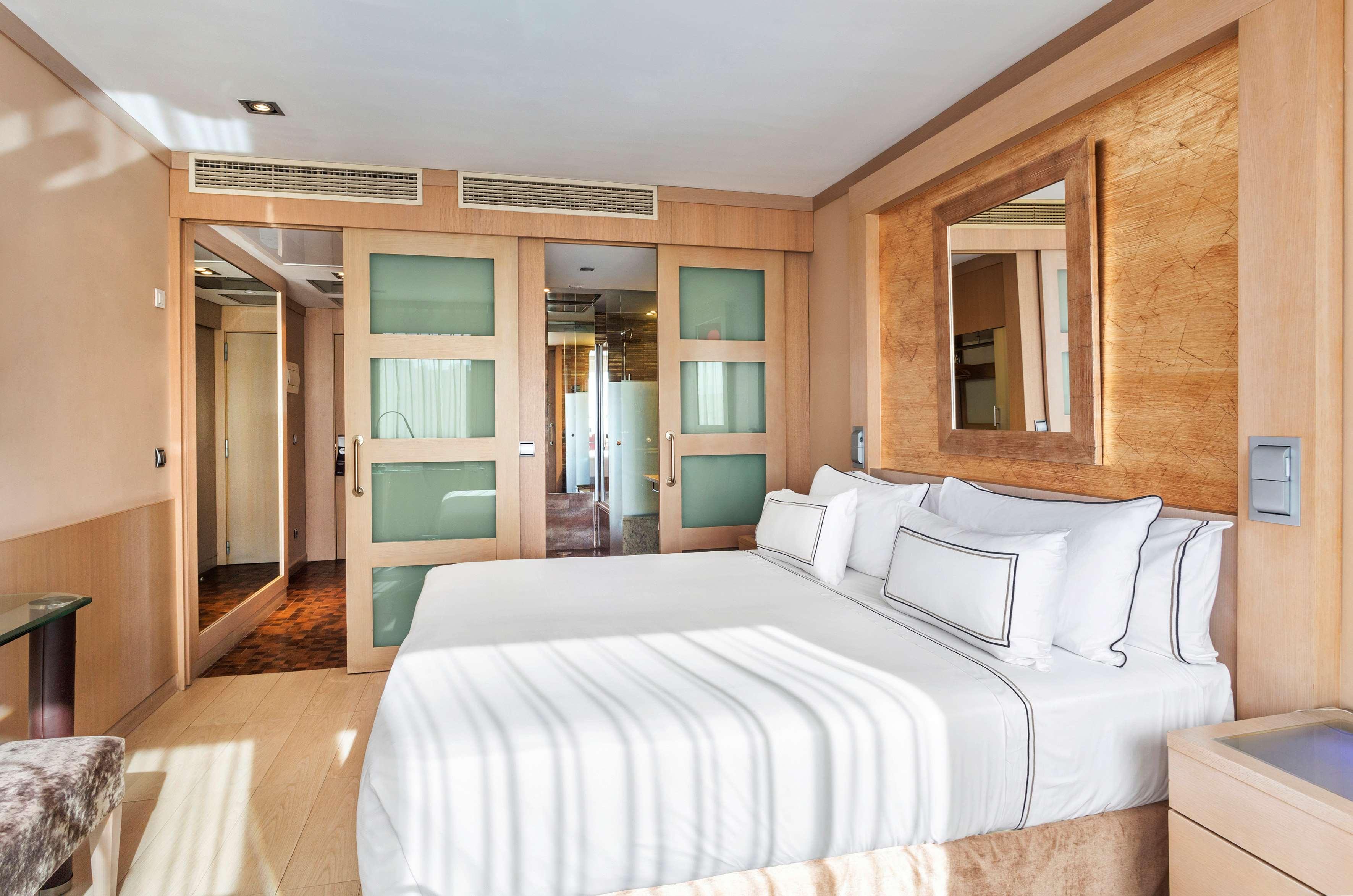 Double Single Superior