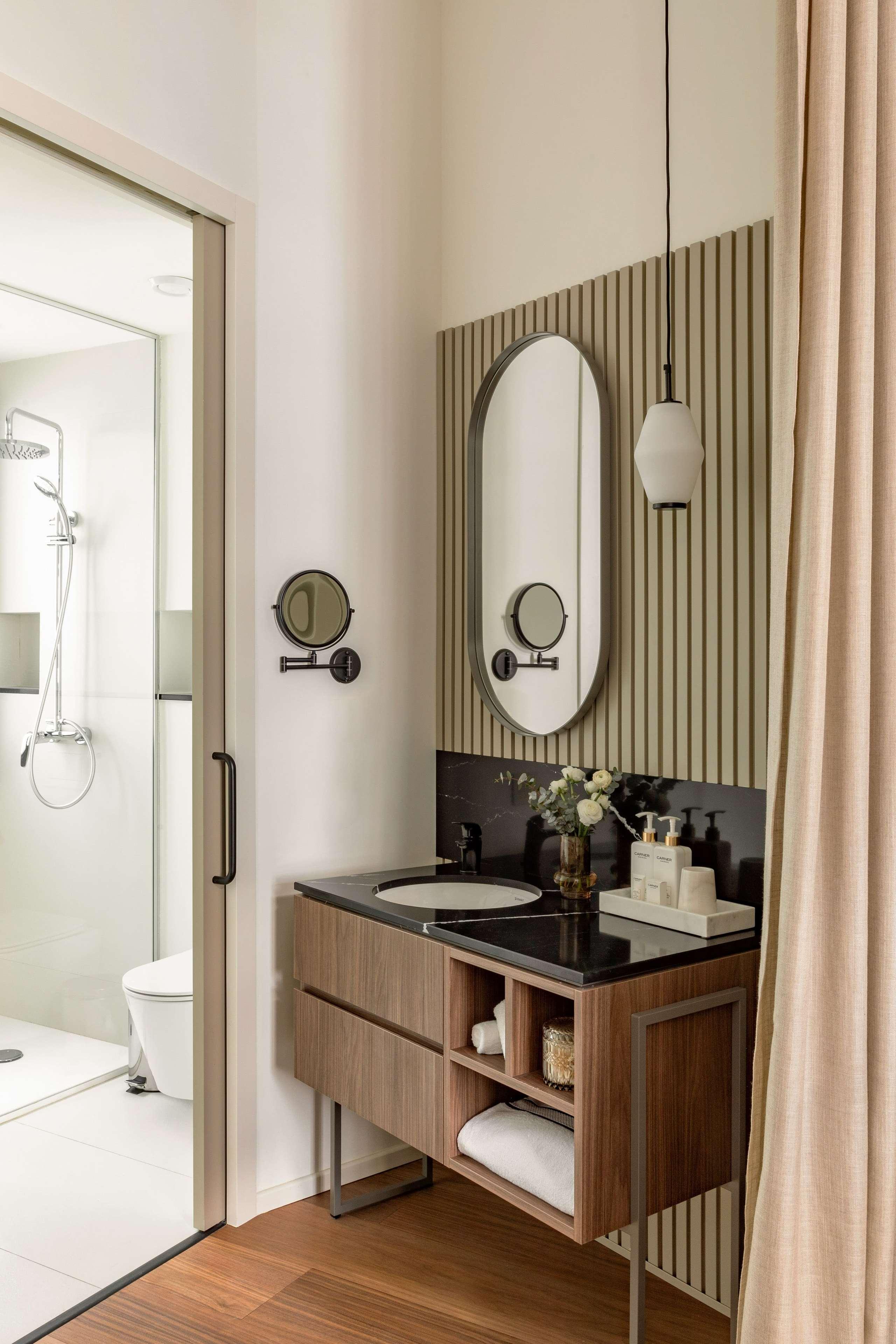 Double Single City View