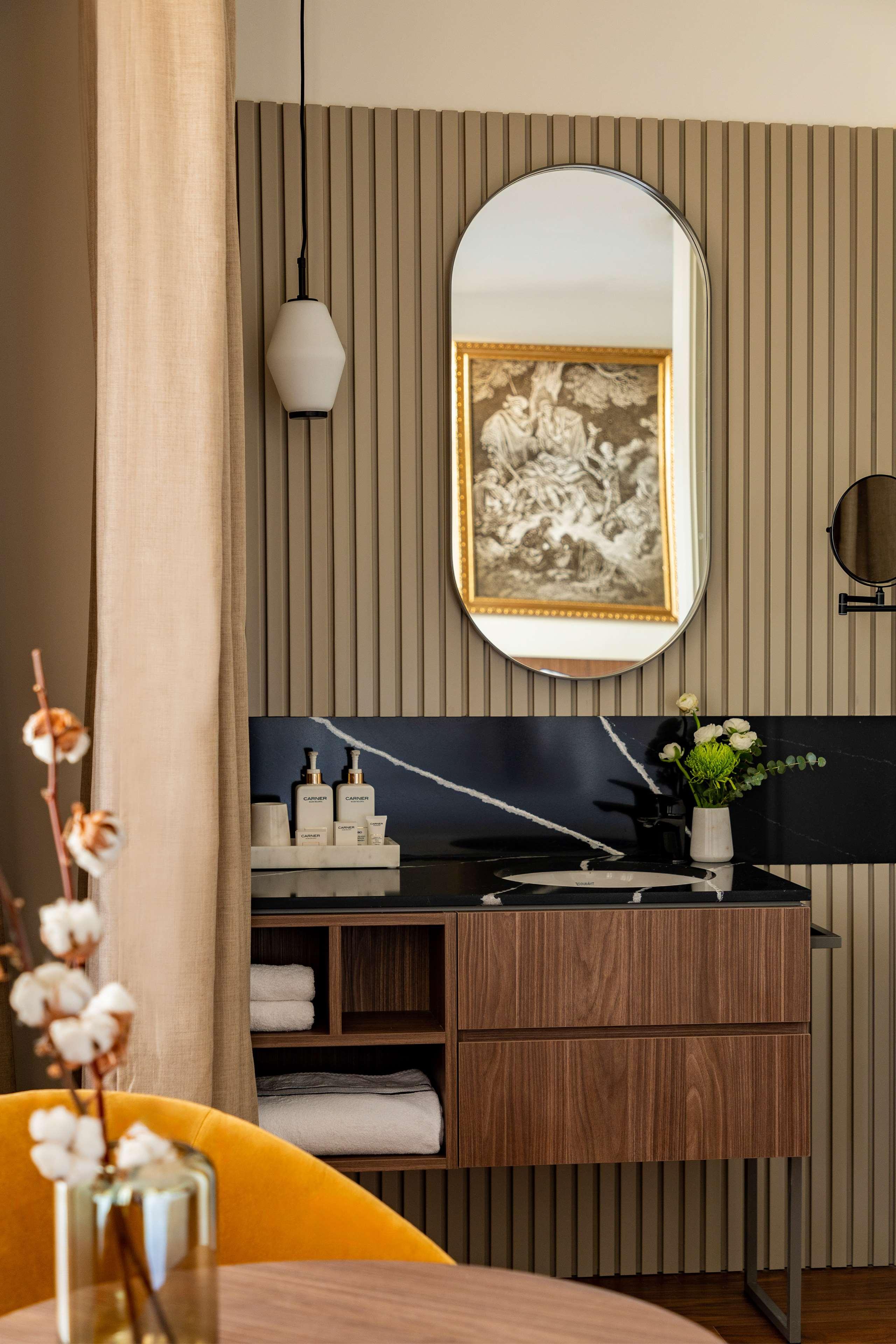 Double Premium Queen Bed