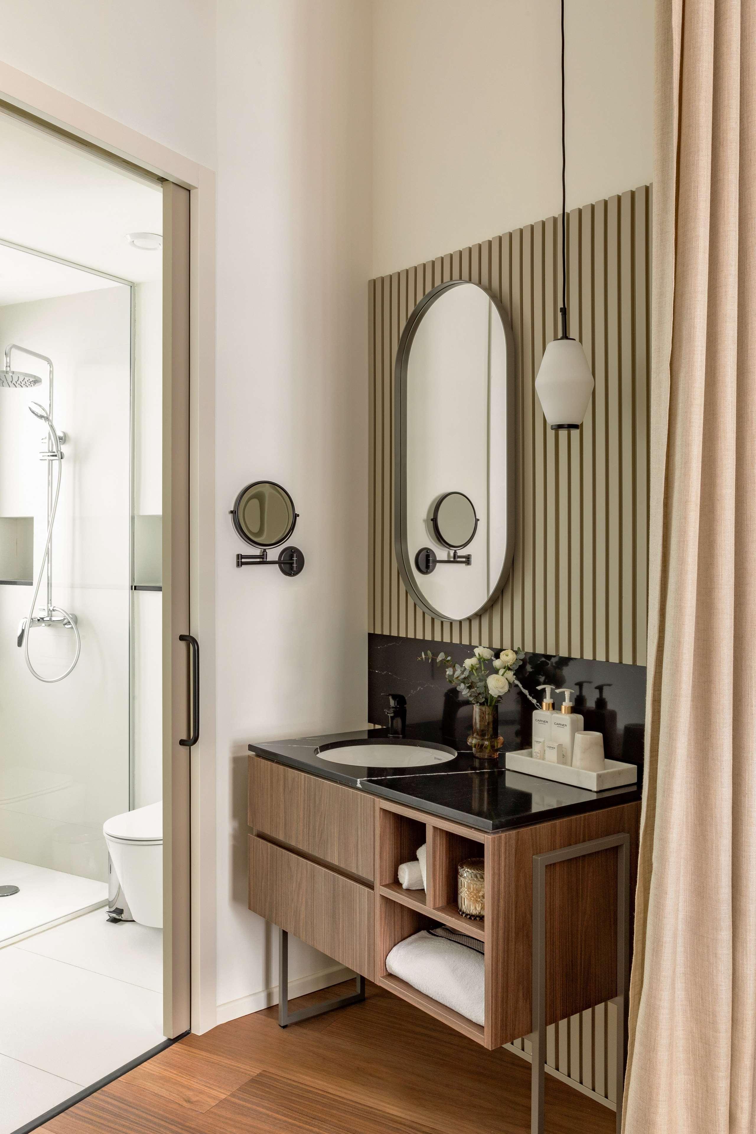 Double Premium Queen Bed