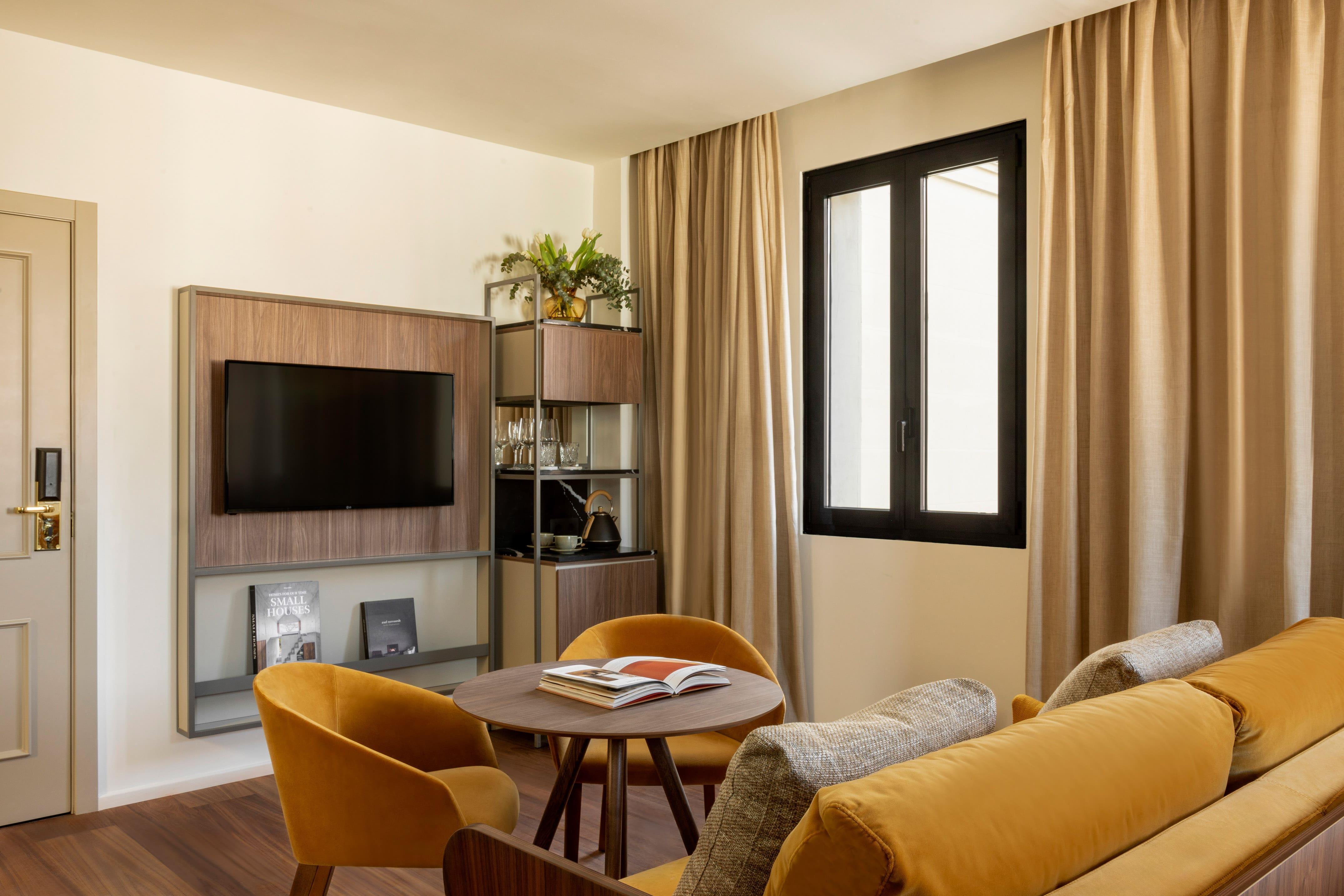 Junior Suite Standard