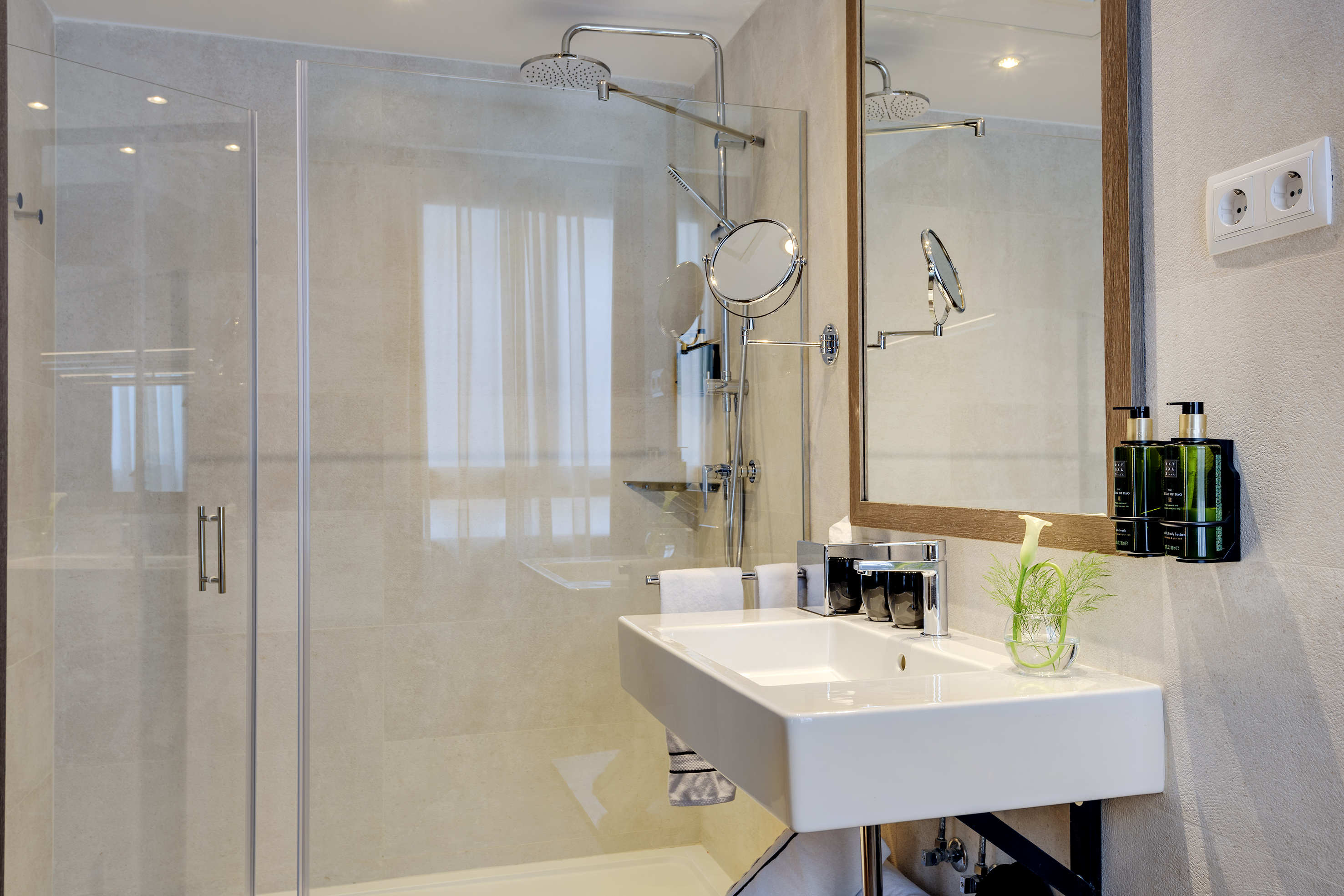 Double or Twin Connecting Room