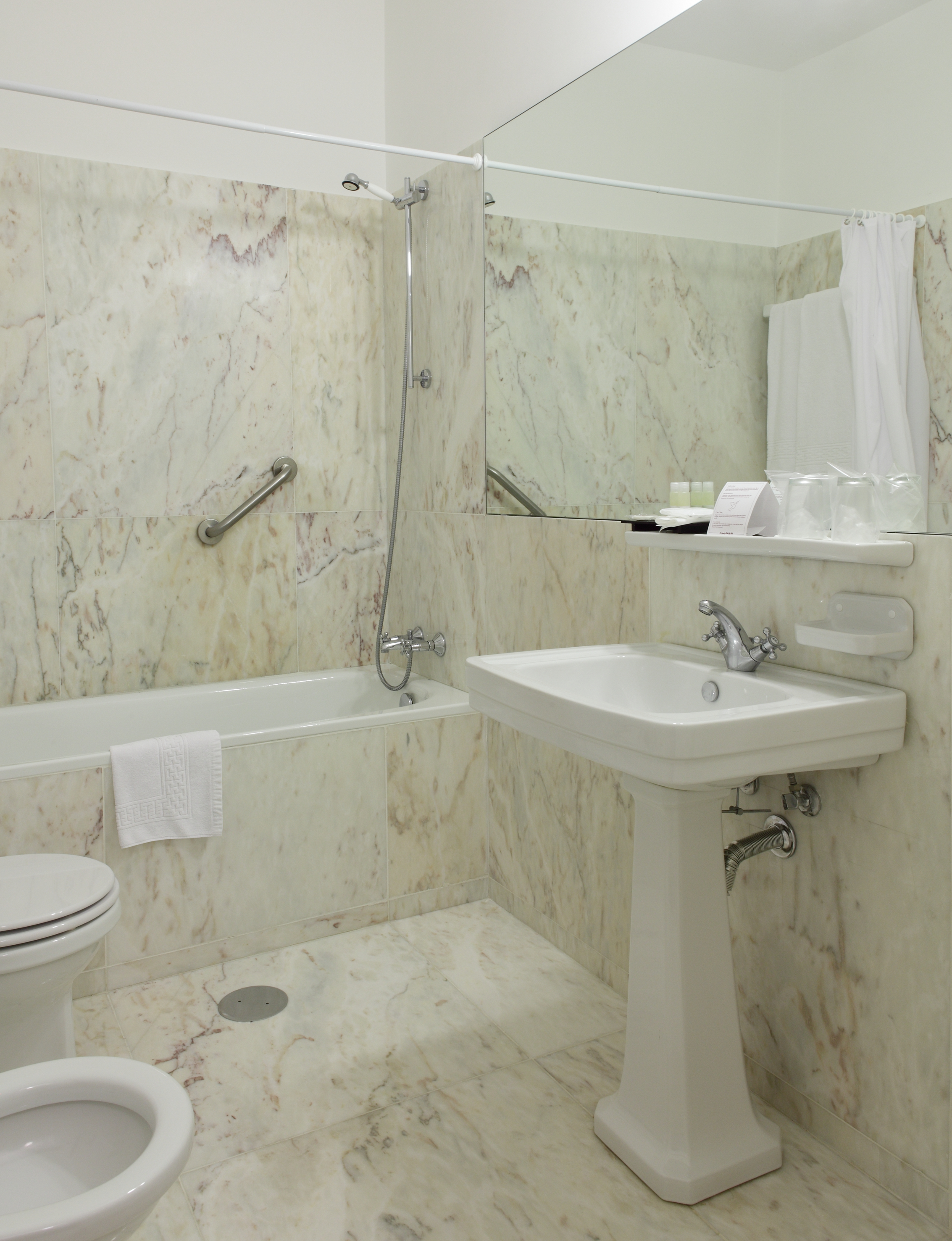 Double or Twin Standard