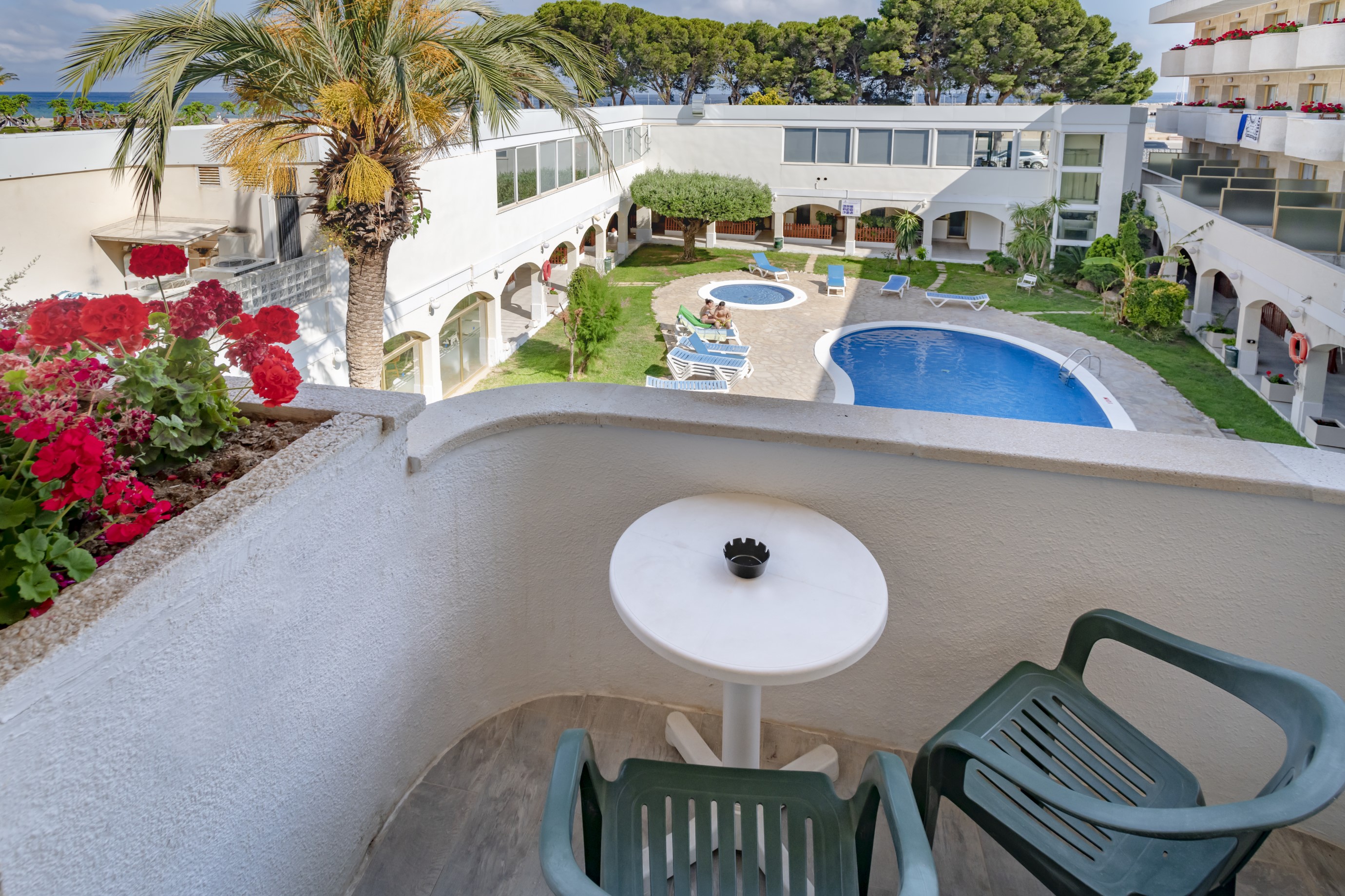 Double or Twin Capacity 3