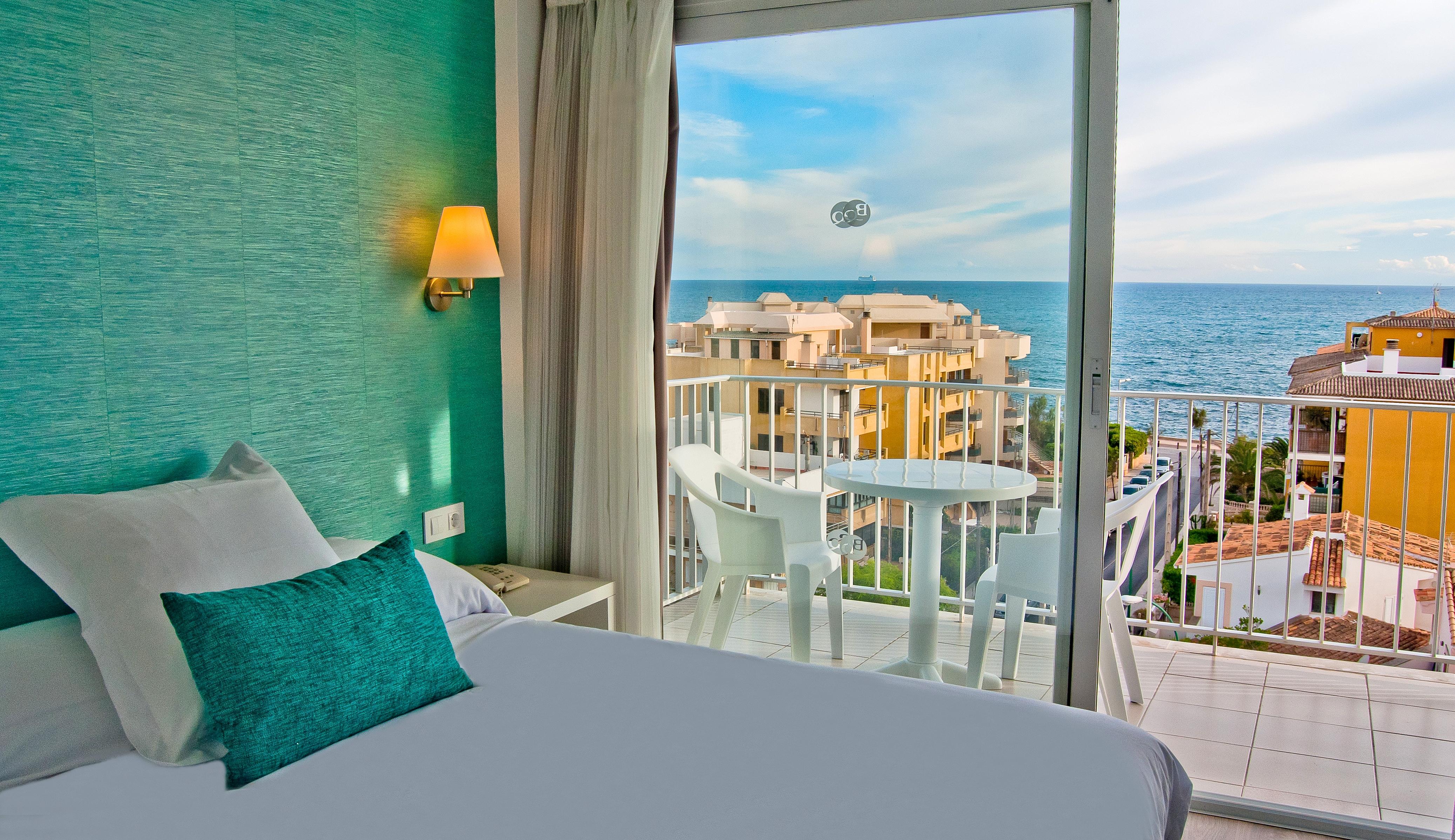 Double or Twin Sea View