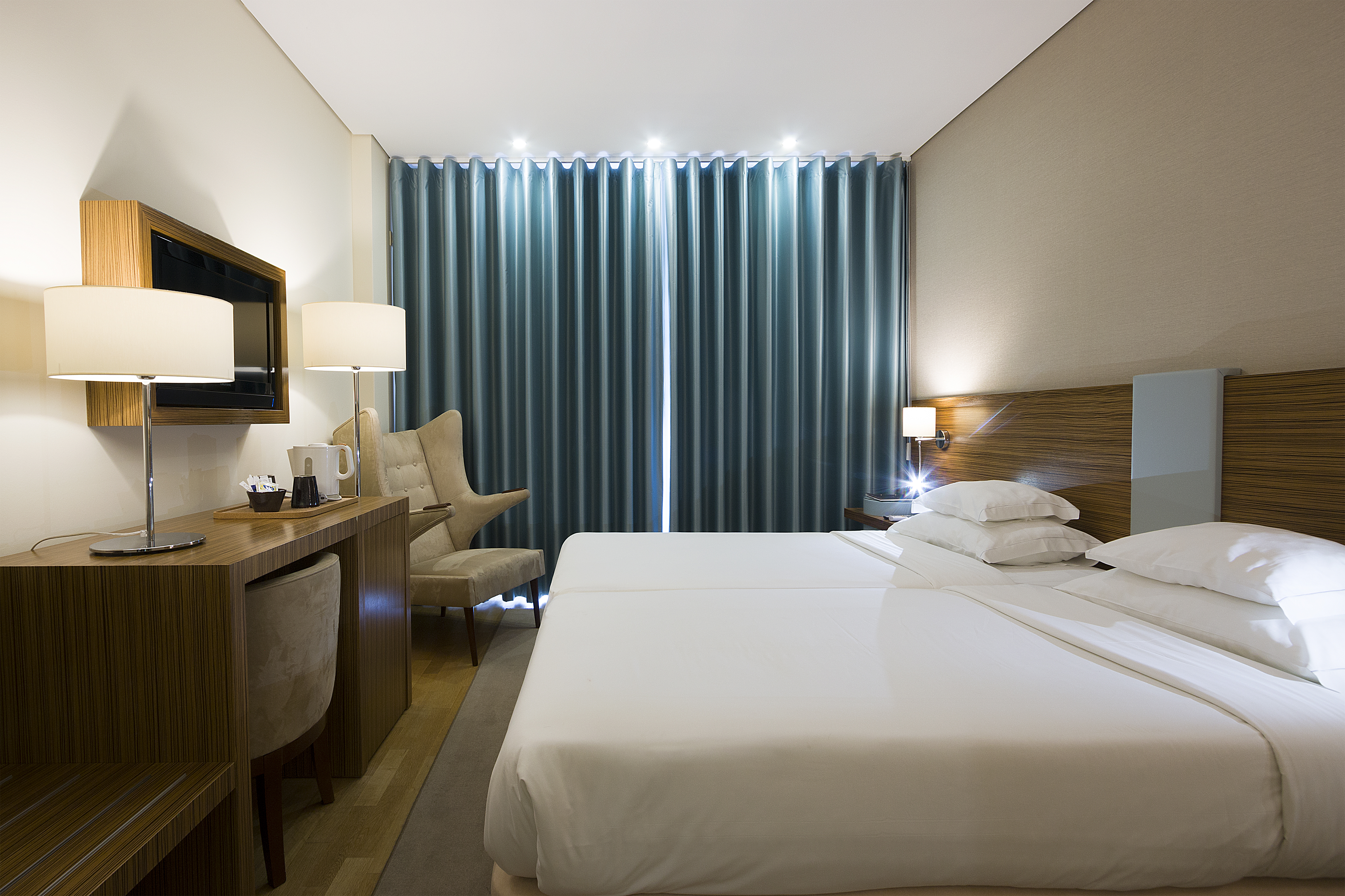 Double or Twin Standard