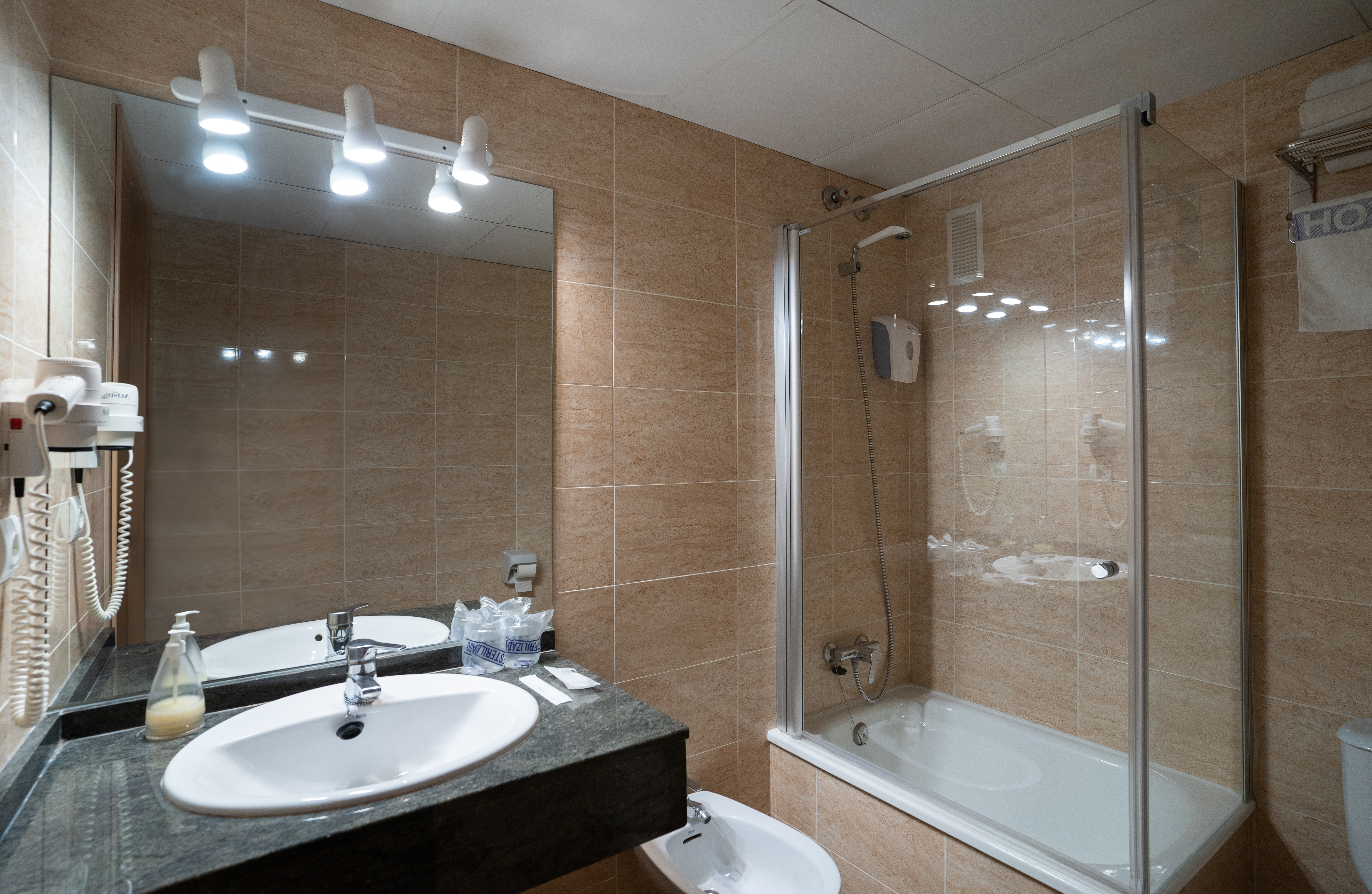 Double Single Sea Front