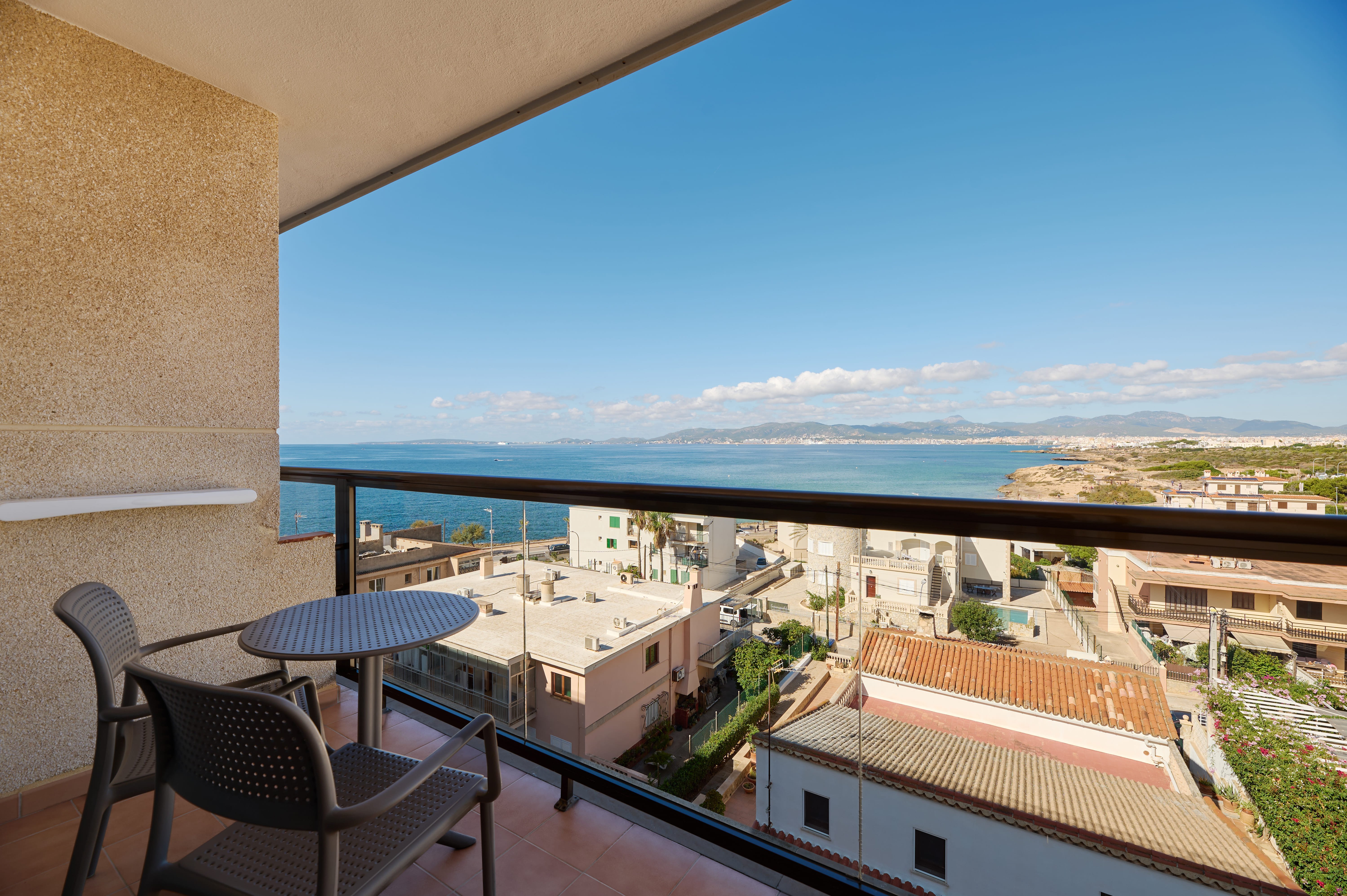 Double or Twin Side Sea View