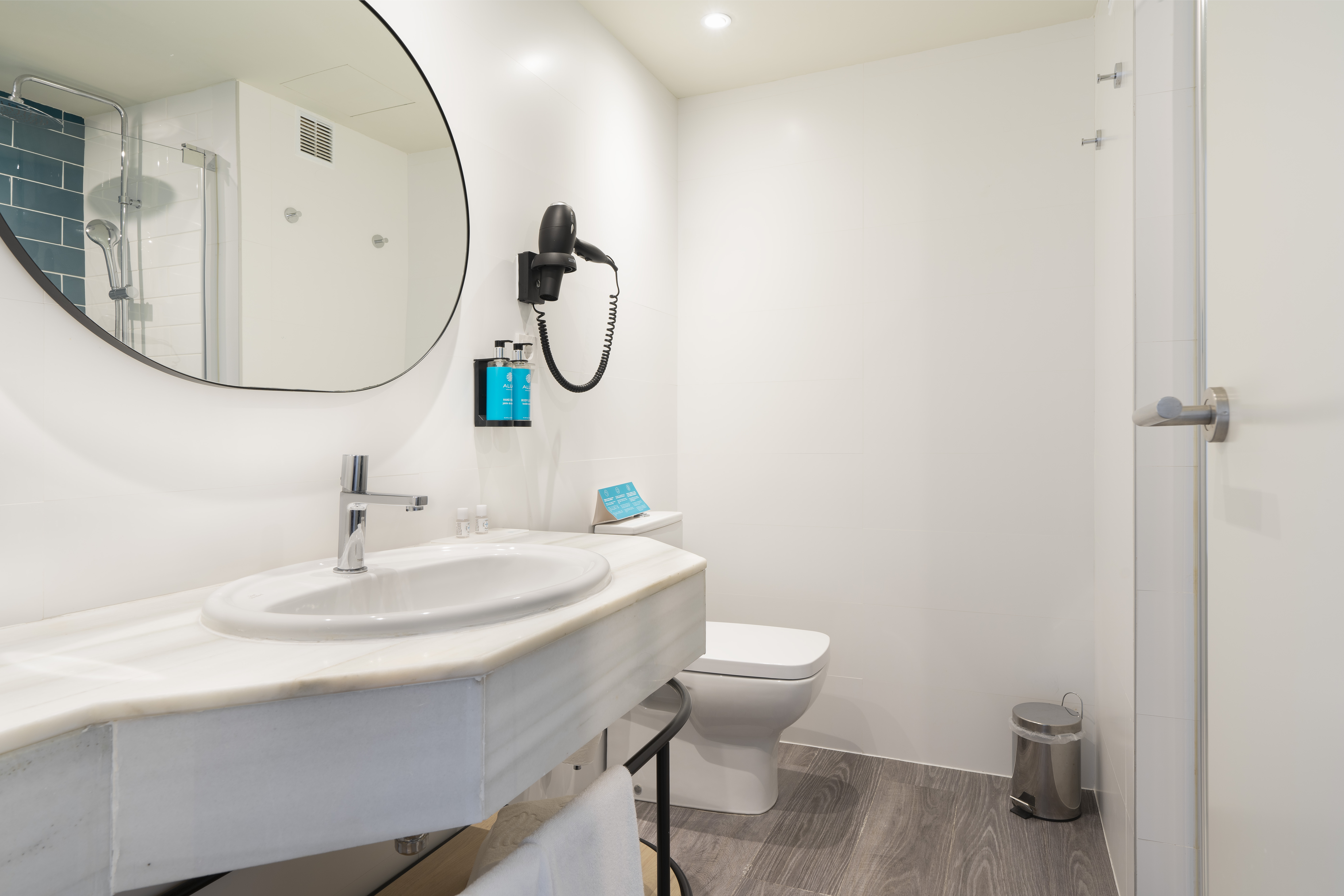 Double or Twin Sea View